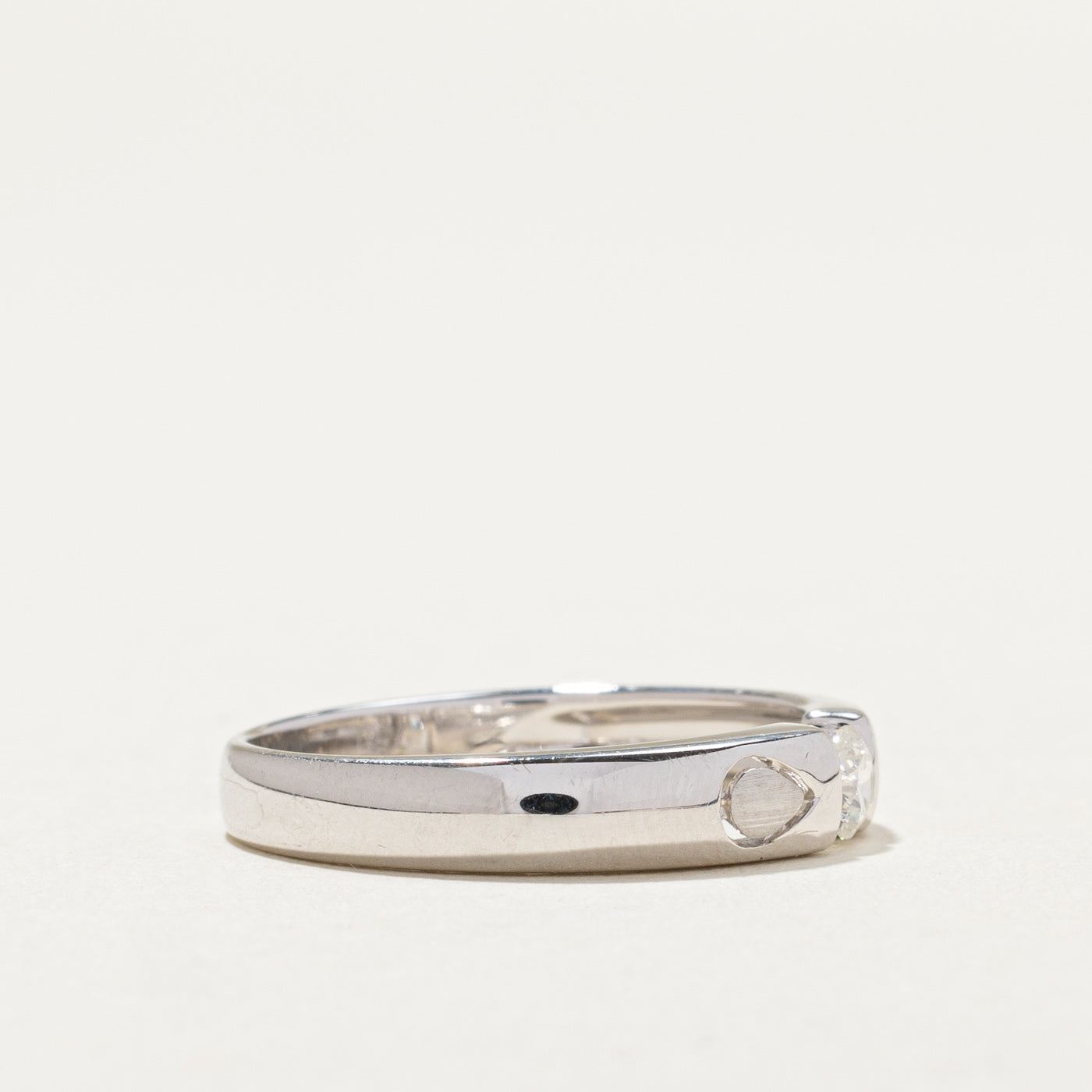 18K White Gold Tension Set Diamond Ring - 0.20ct Round Cut Solitaire Engagement Ring - Size 8.25 - Perfect for Proposals, Anniversaries & Special Occasions