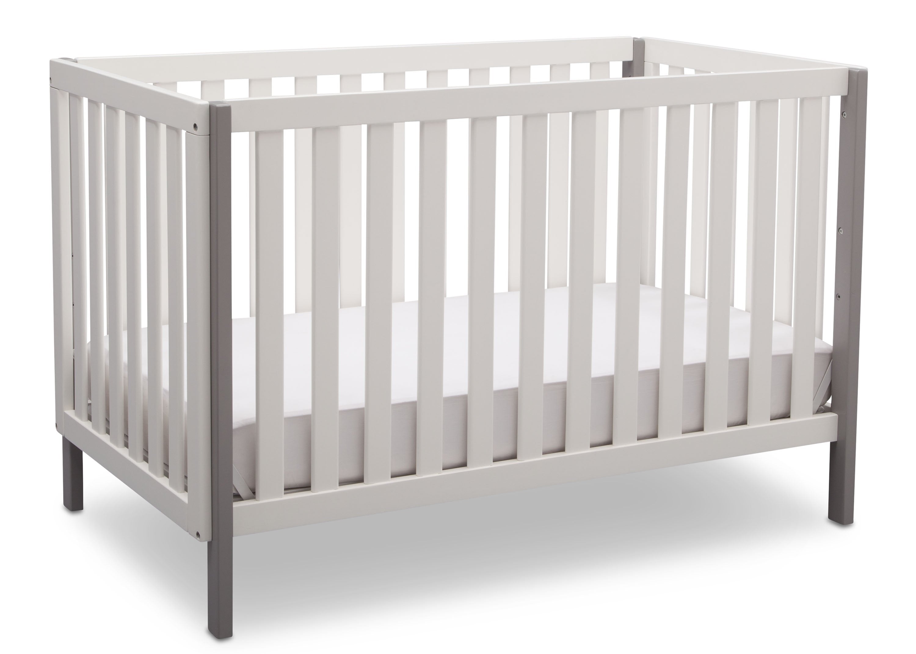 Milo 3-in-1 Convertible Baby Crib - White Wooden Nursery Bed with Toddler Rail & Daybed Conversion - Perfect for Newborns to Toddlers in Modern Nursery Rooms