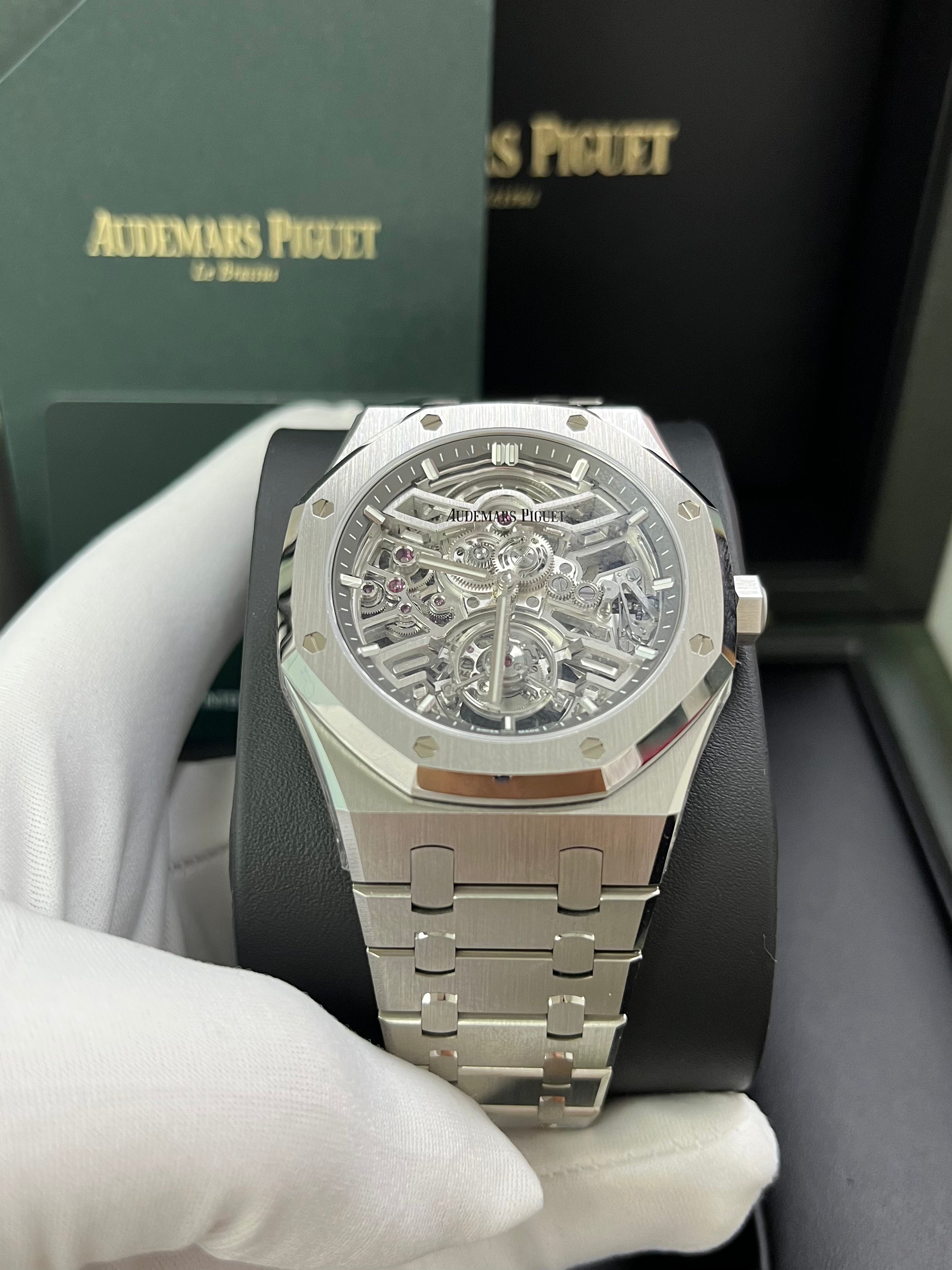Audemars Piguet Royal Oak Tourbillon Flying Tourbillon Skeleton Watch 26735ST.OO.1320ST.02 - Luxury Men's Timepiece for Business Meetings & Special Occasions