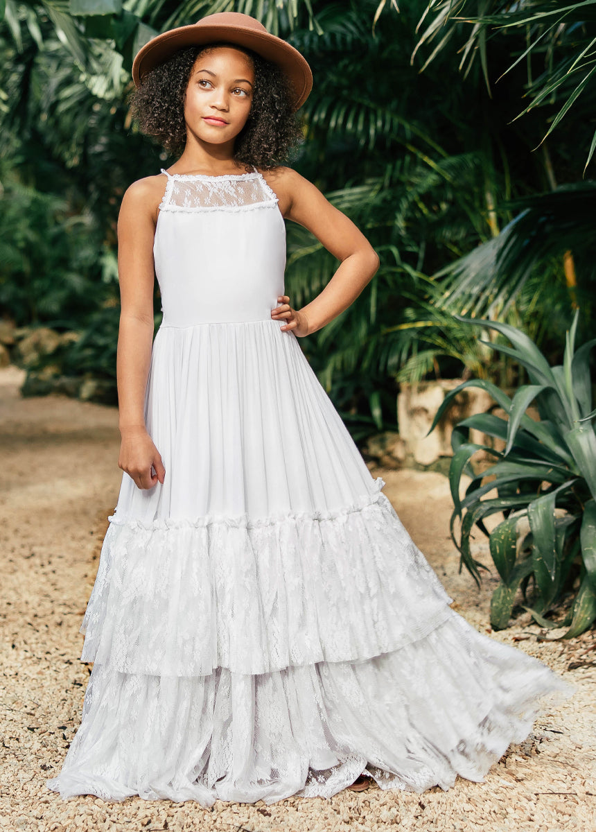 Elegant White Catrin Dress for Women | Perfect for Weddings, Parties & Special Occasions