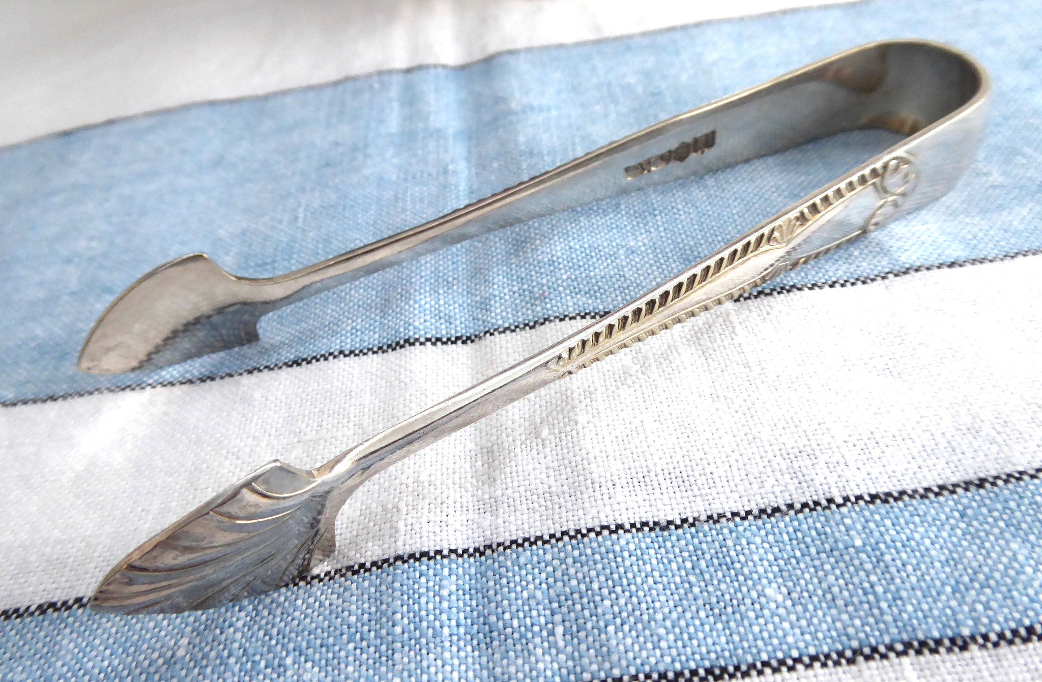 Antique Edwardian Era English Sugar Tongs - Sheffield Silver Plated Spade End Design (1900-1910s) | Vintage Tea Party, Afternoon Tea, Collectible Silverware