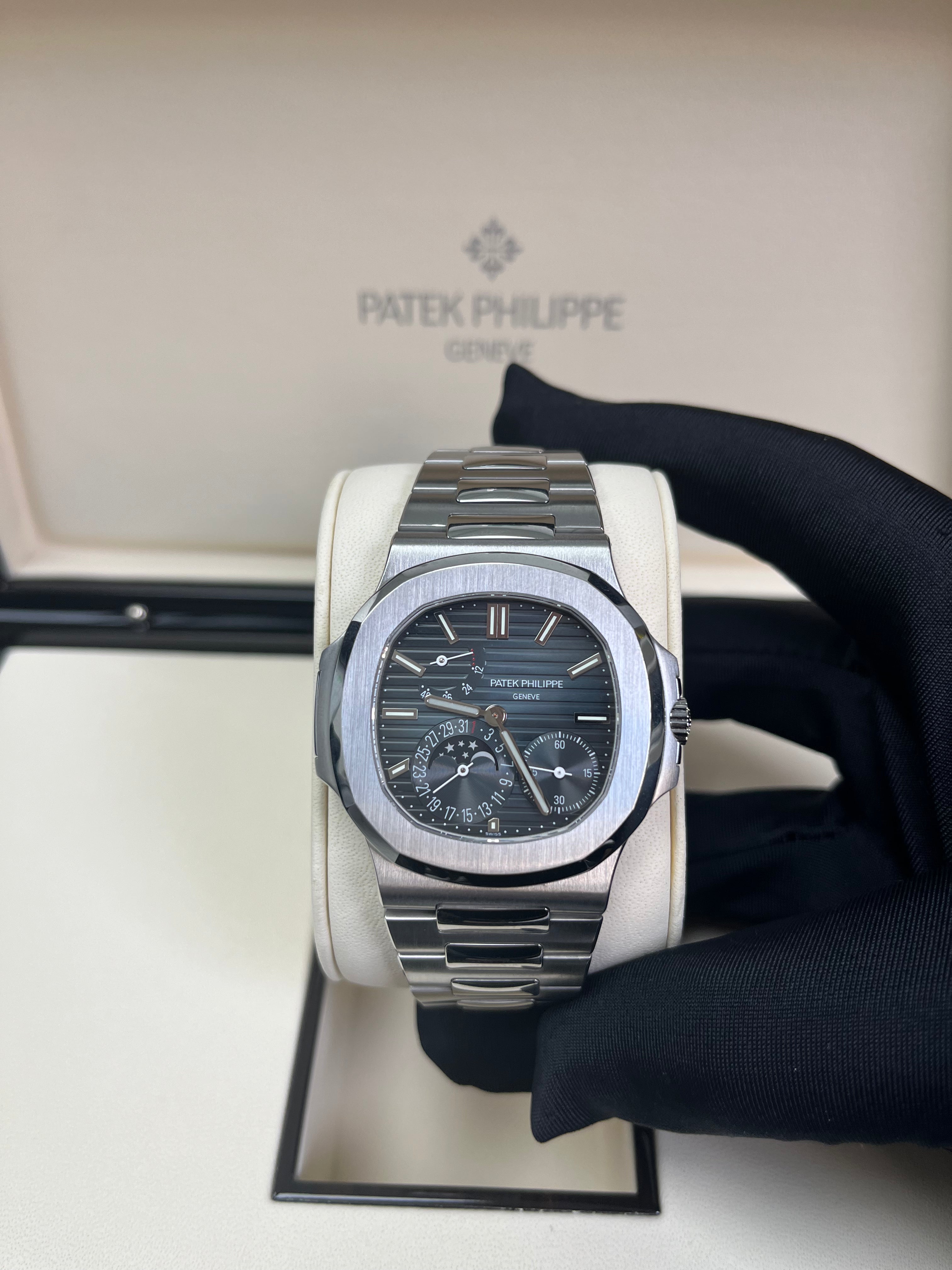 Patek Philippe Nautilus 5712/1A-001 Moon Phase Stainless Steel Watch with Blue Dial - Luxury Men's Timepiece for Business, Gala Events & Collector's Showcase