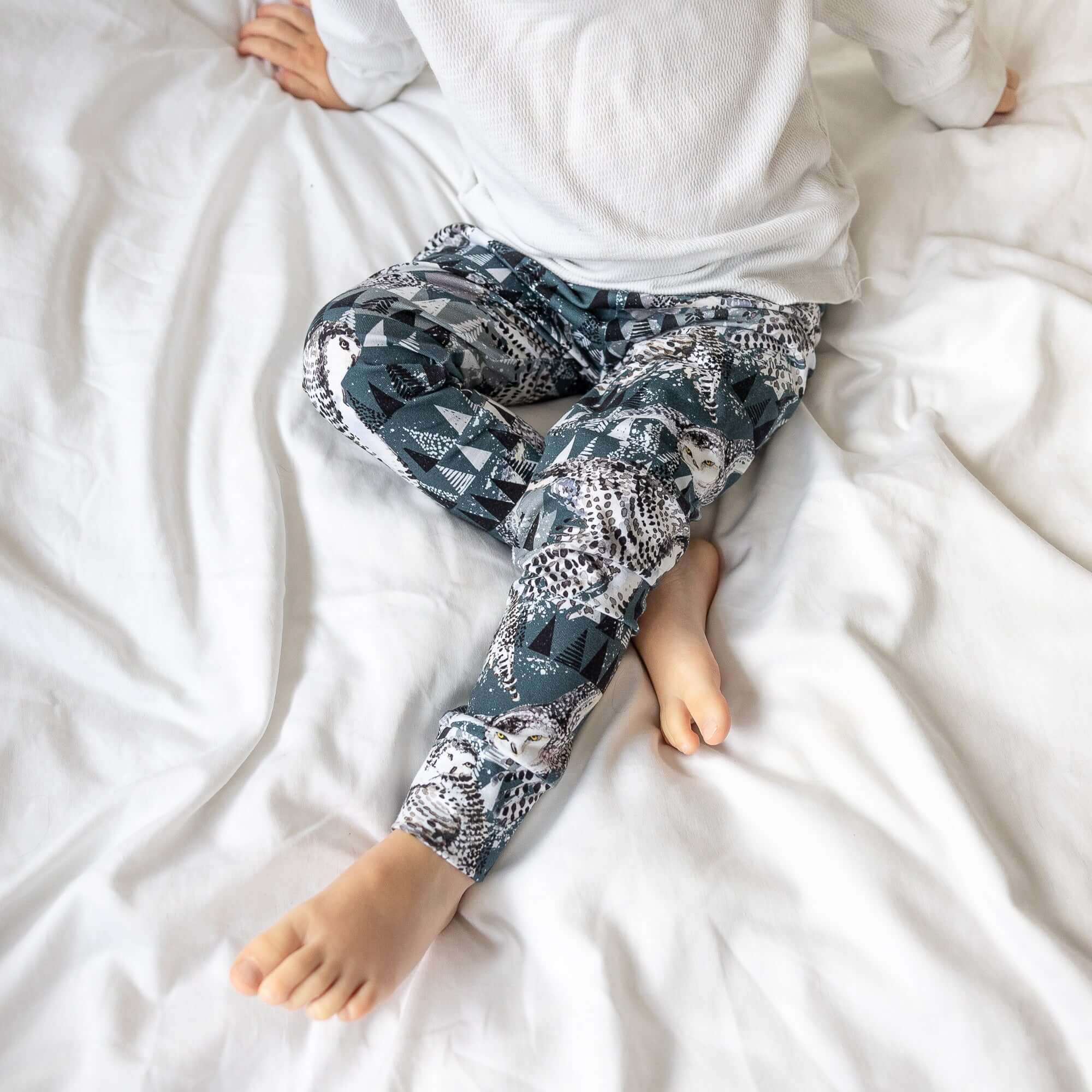 Arctic Owls Baby & Kids Leggings - Soft & Comfortable Winter Leggings for Toddlers & Children - Perfect for Playtime, School & Outdoor Activities