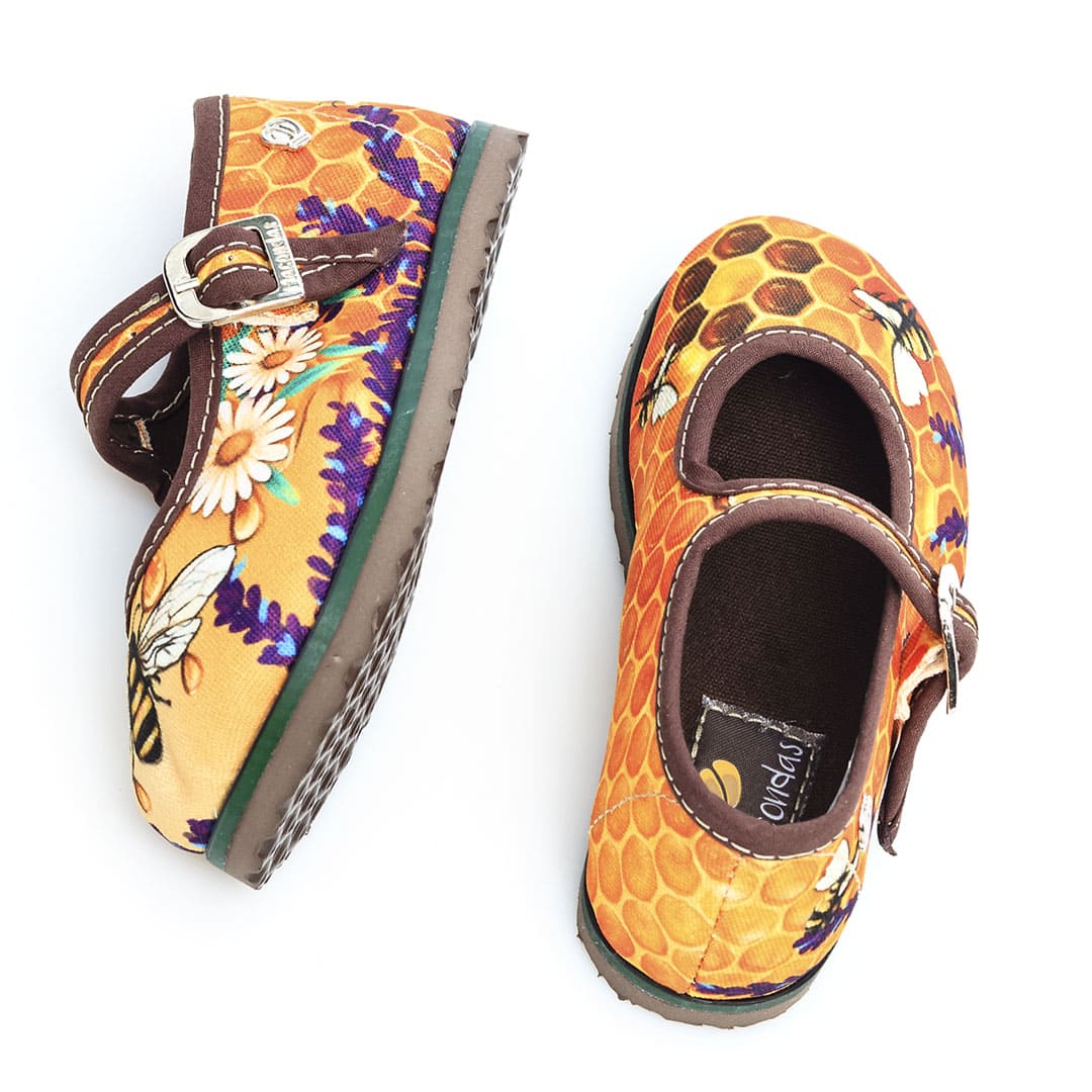 Maconditas® Bee Girls Shoes - Comfortable & Stylish Flats for Toddlers & Kids - Perfect for School, Playtime & Special Occasions