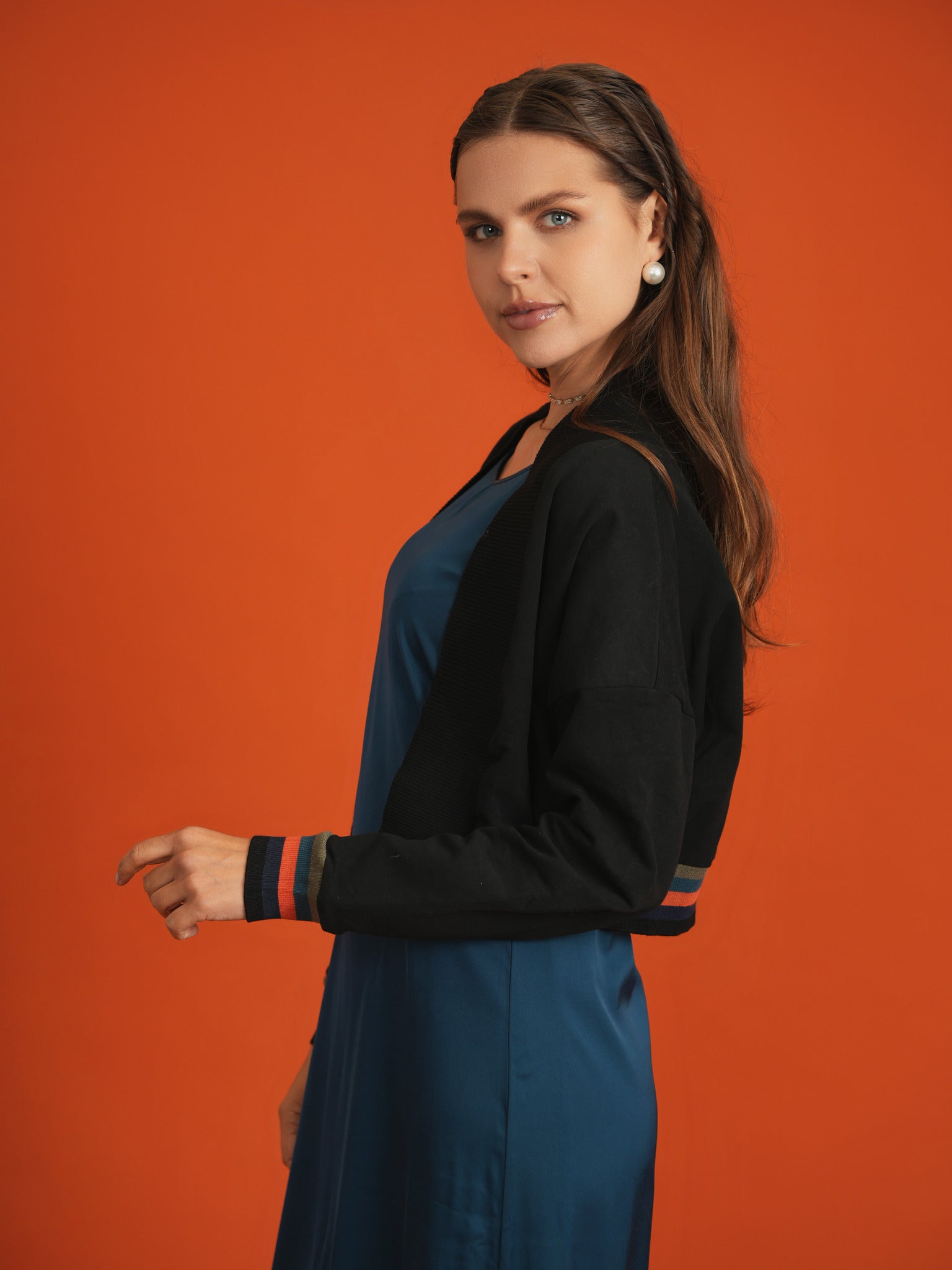 Stylish Striped Trim Crop Cardigan for Women - Perfect for Layering, Casual Outfits & Fall Fashion