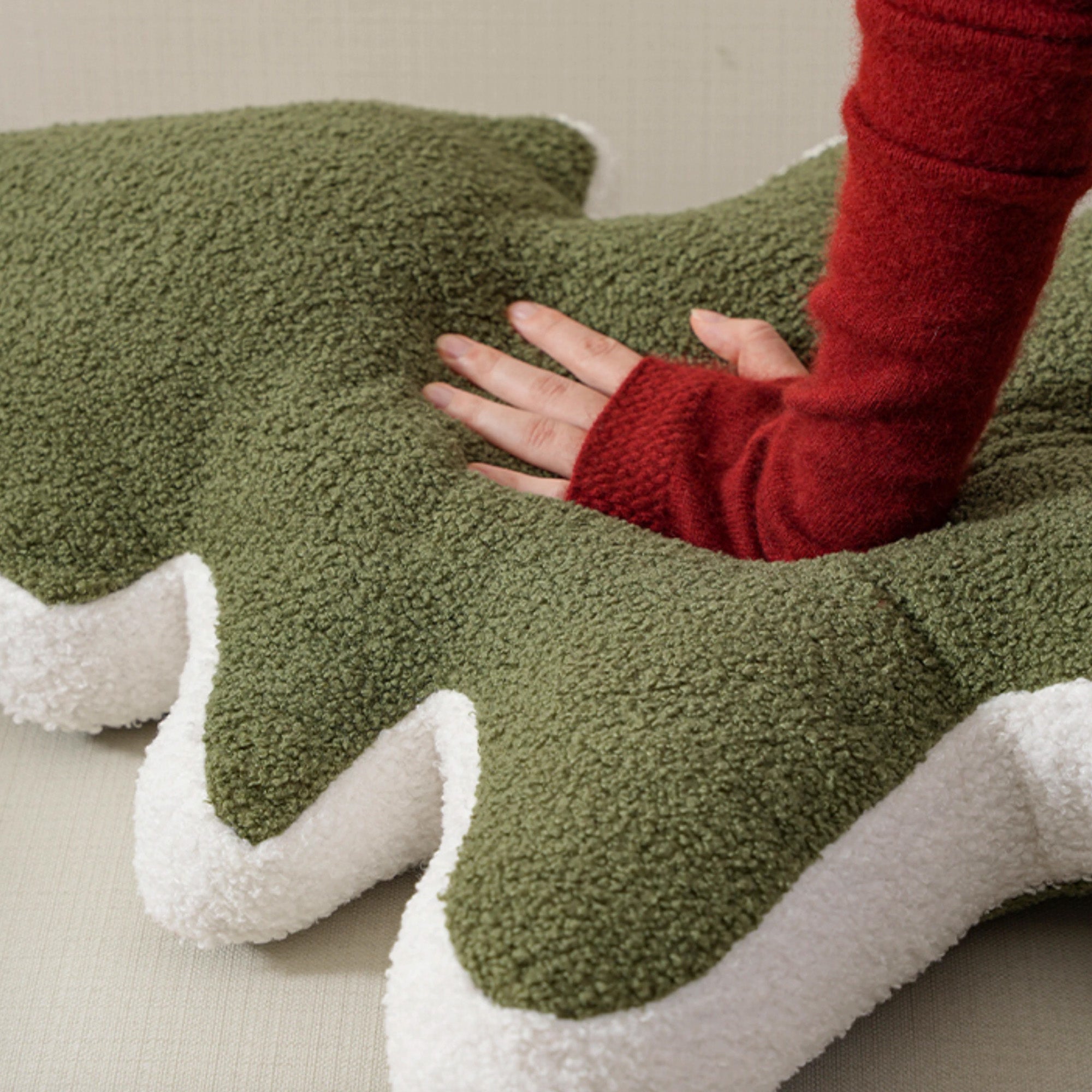 Christmas Tree Pillow - Soft Holiday Decor for Cozy Home, Festive Green Throw Pillow for Xmas Living Room & Bedroom Decorations