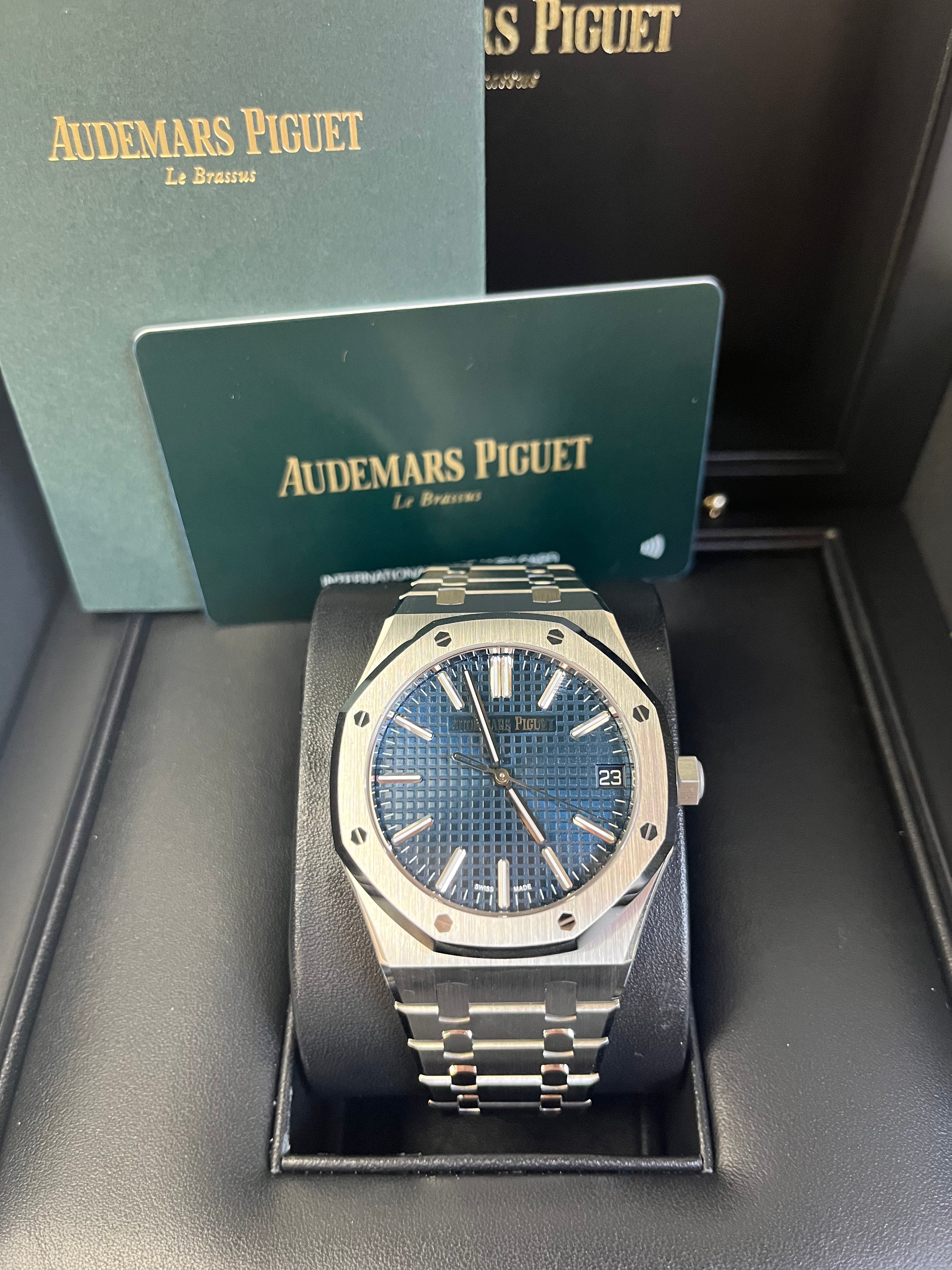 Audemars Piguet Royal Oak 41mm Selfwinding Watch - 50th Anniversary Edition with Blue Dial & Stainless Steel Bracelet (Model 15510ST.OO.1320ST.01) | Luxury Timepiece for Men, Perfect for Business Meetings & Special Occasions