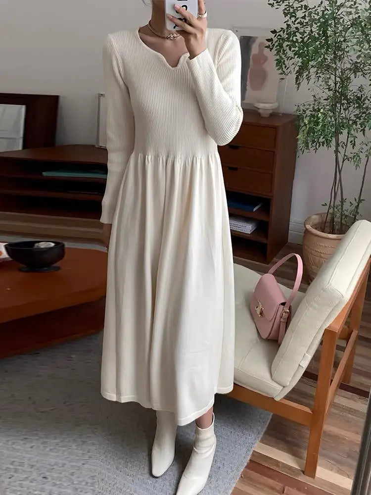 Elegant V-Neck Long Sleeve Slim Knit Pleated Dress for Women | Autumn Winter Solid Casual A-Line Sweater Dress 2023 | French Simple Style for Office, Party & Date Night