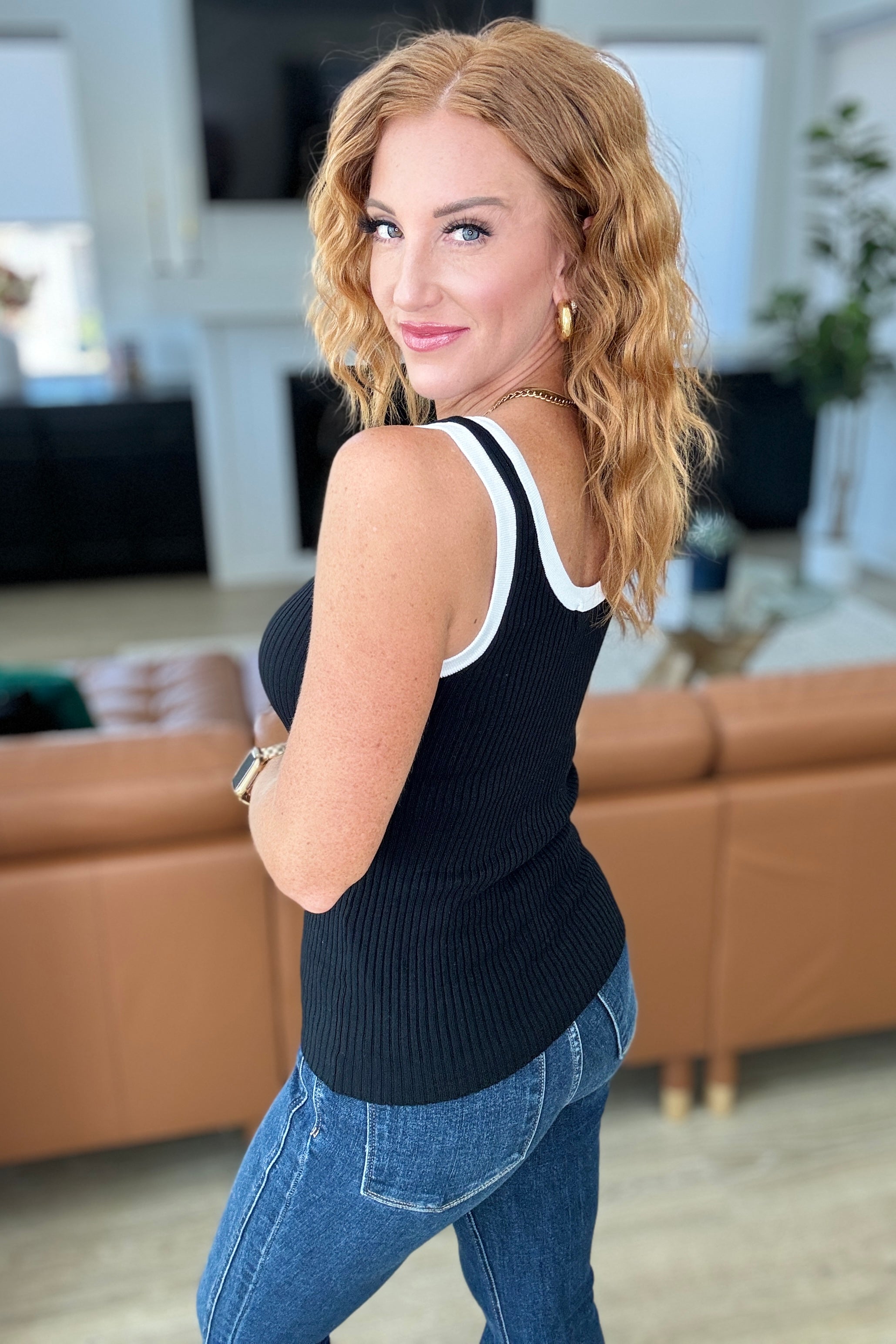 Handled It Contrast Trim Tank Top - Black Women's Casual Sleeveless Shirt for Summer, Gym & Streetwear