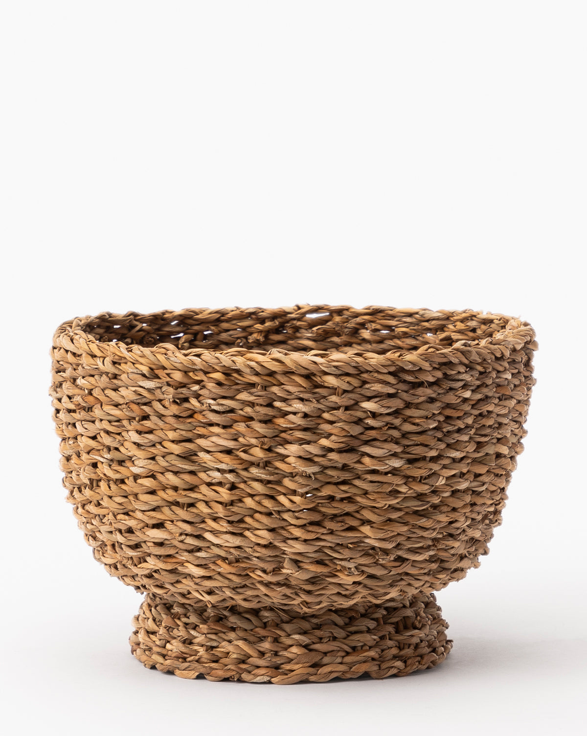 Handwoven Seagrass Footed Bowl - Natural Eco-Friendly Decorative Serving Bowl for Fruits, Salads & Home Decor | Perfect for Farmhouse, Coastal & Boho Style Kitchens
