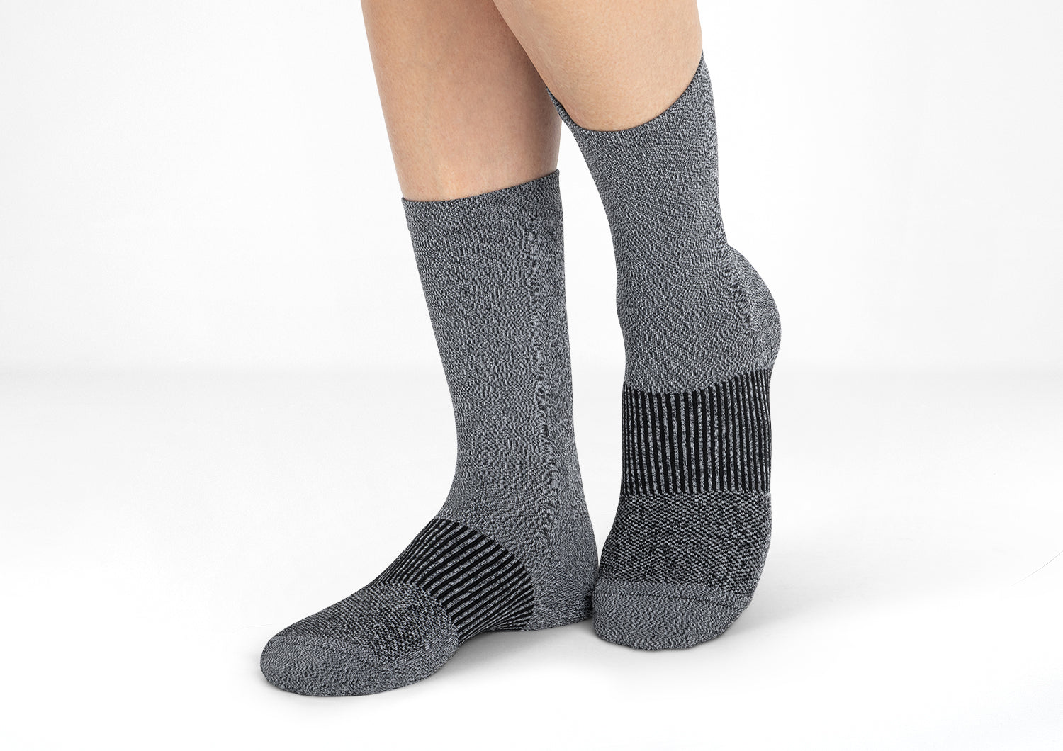 18-25 mmHg Mid Calf Compression Socks for Women & Men - Gray - Improve Circulation & Reduce Swelling - Perfect for Running, Travel & Nursing
