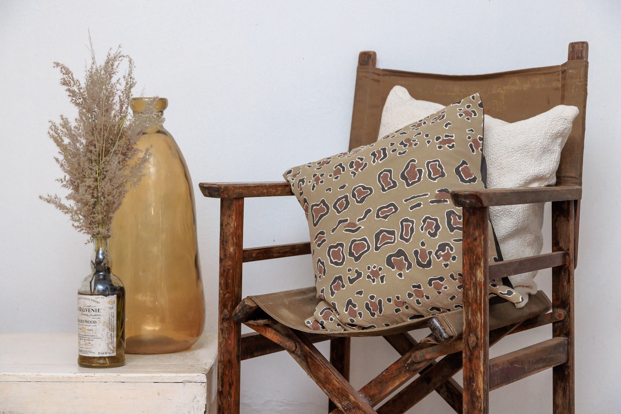 Stylish Mkupo Leopard Print Cushion Cover - Soft Decorative Pillow Case for Living Room, Bedroom, Sofa & Home Decor