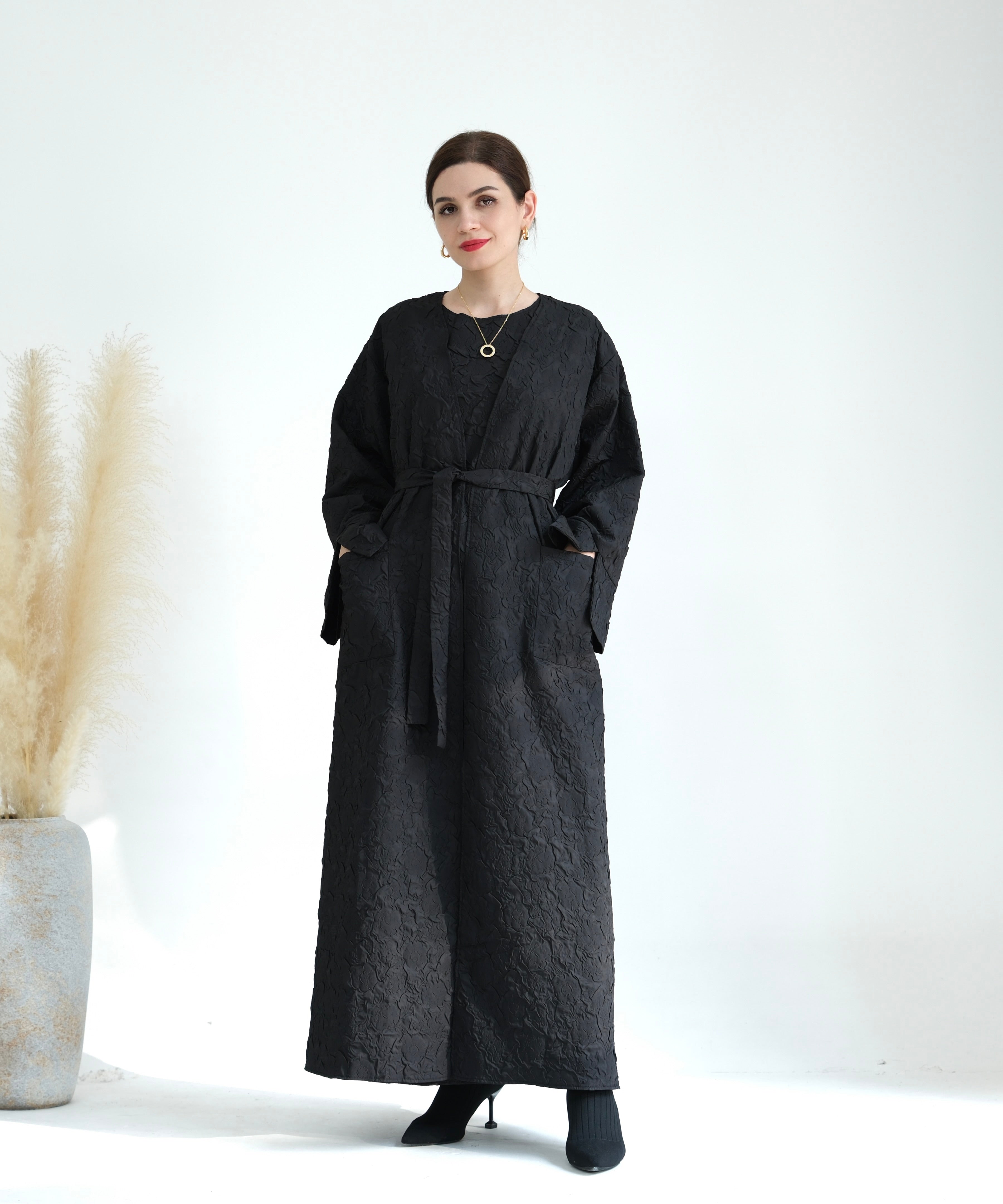 Elegant Black Eva Textured Abaya Set - Modest Islamic Dress for Women | Perfect for Prayer, Eid, and Special Occasions