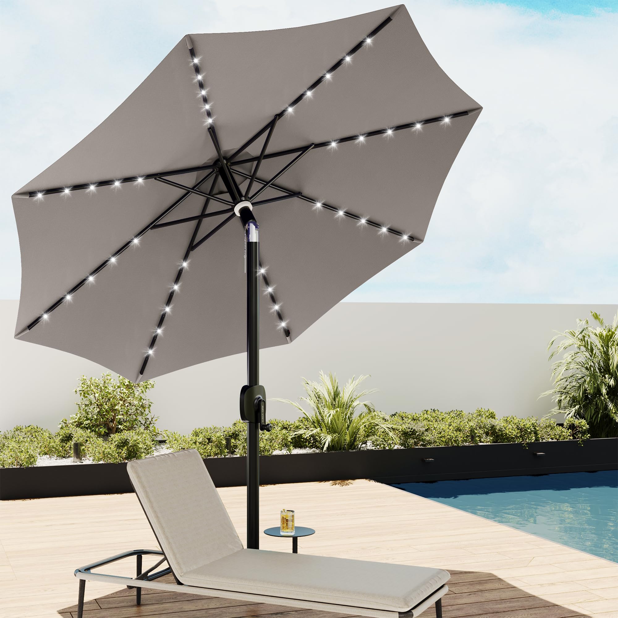 EAST OAK 9 ft Outdoor Patio Umbrella with 40 LED Solar Lights | 8 Ribs & 1.9
