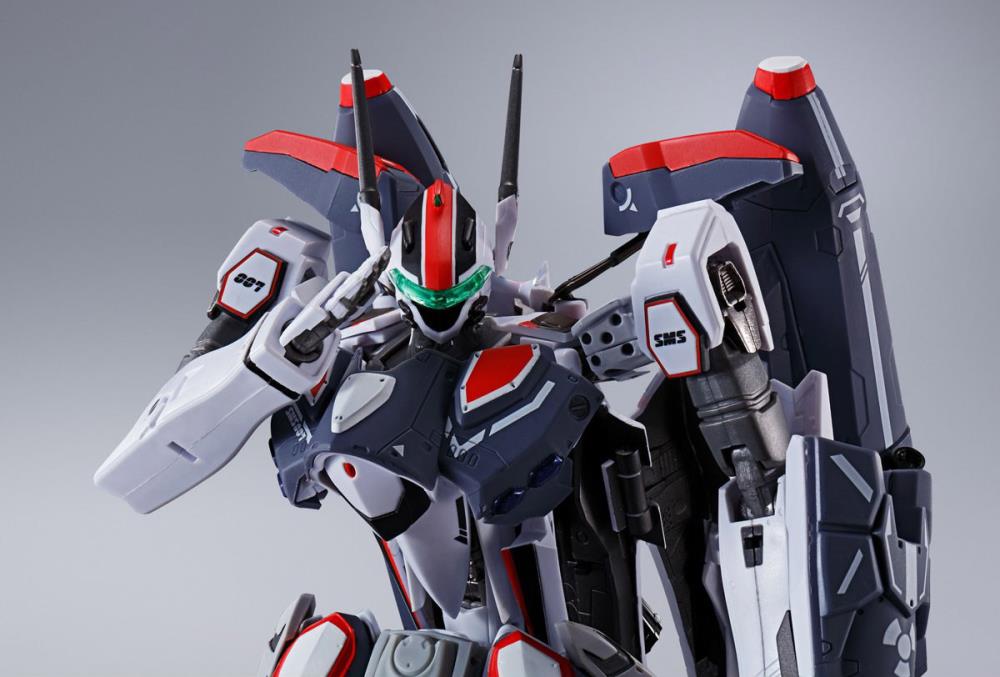 Bandai DX Chogokin Macross Frontier VF-25F Super Messiah Valkyrie Alto Saotome Ver. - Premium Collectible Anime Mecha Action Figure for Display & Gifting - Perfect for Anime Fans & Model Collectors