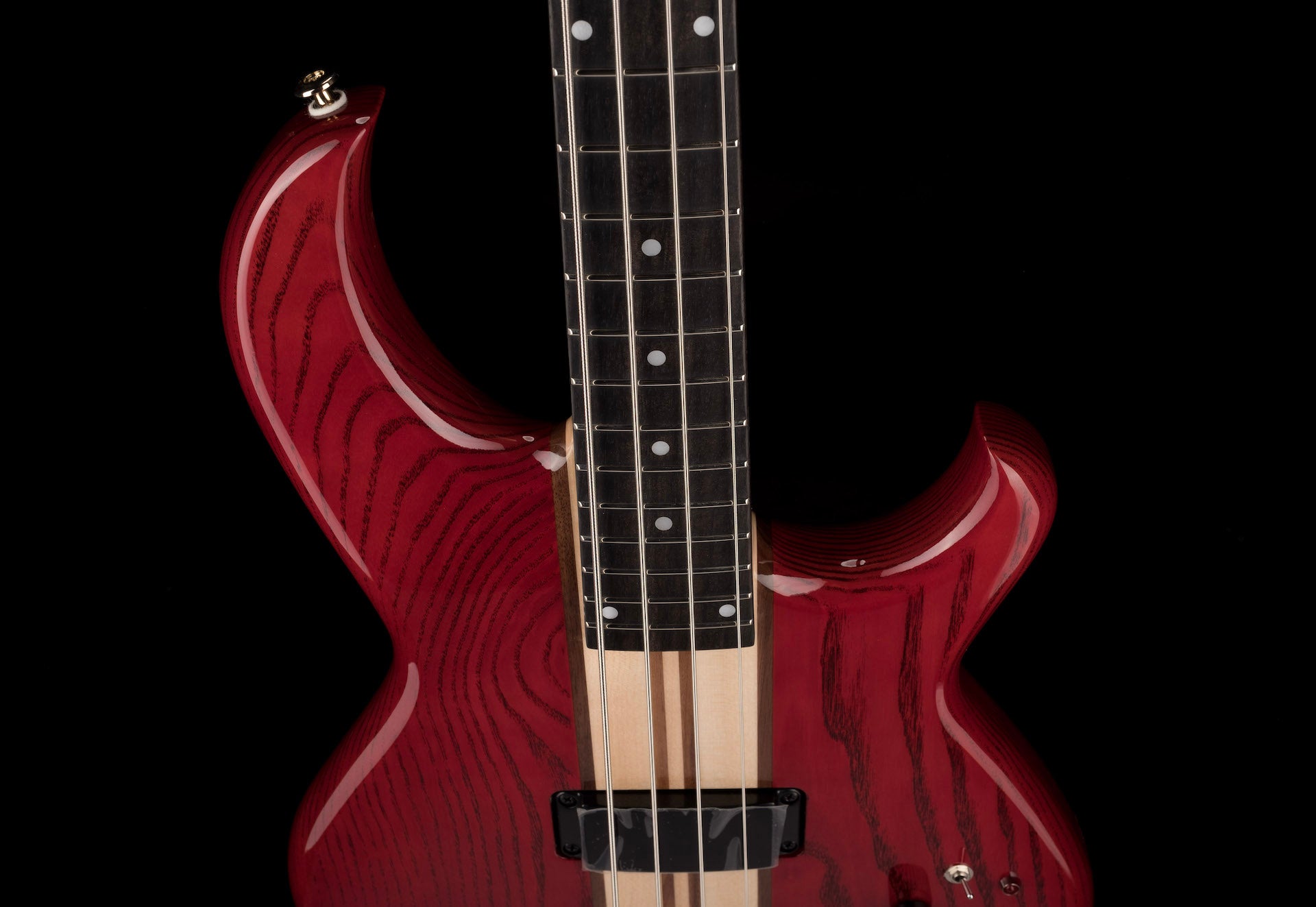 Aria Pro II SB 1000B Reissue 4-String Electric Bass Guitar - Made in Japan, Paduak Red Finish with Gig Bag - Perfect for Professional Musicians & Live Performances