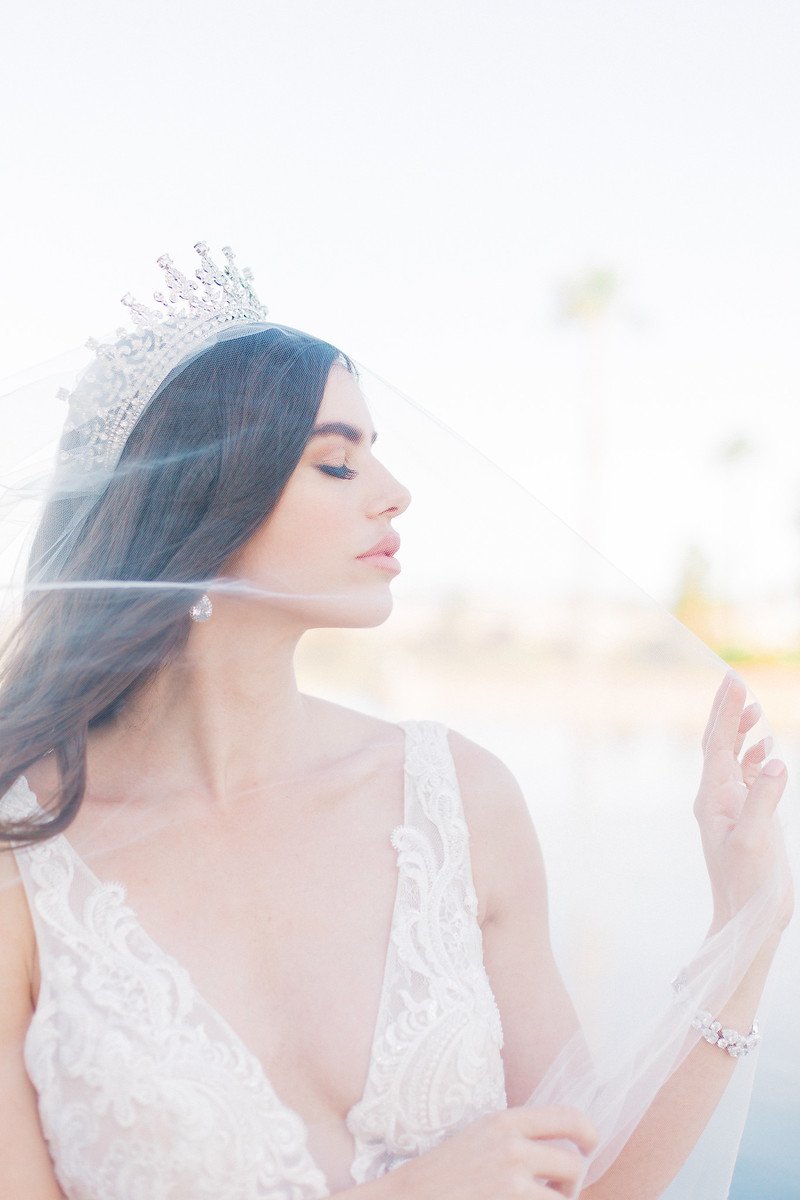 Queen Victoria 2 Bridal Tiara - Elegant Crystal Wedding Crown for Brides, Princess Costume & Special Occasions | Perfect for Weddings, Prom, Pageants & Photo Shoots