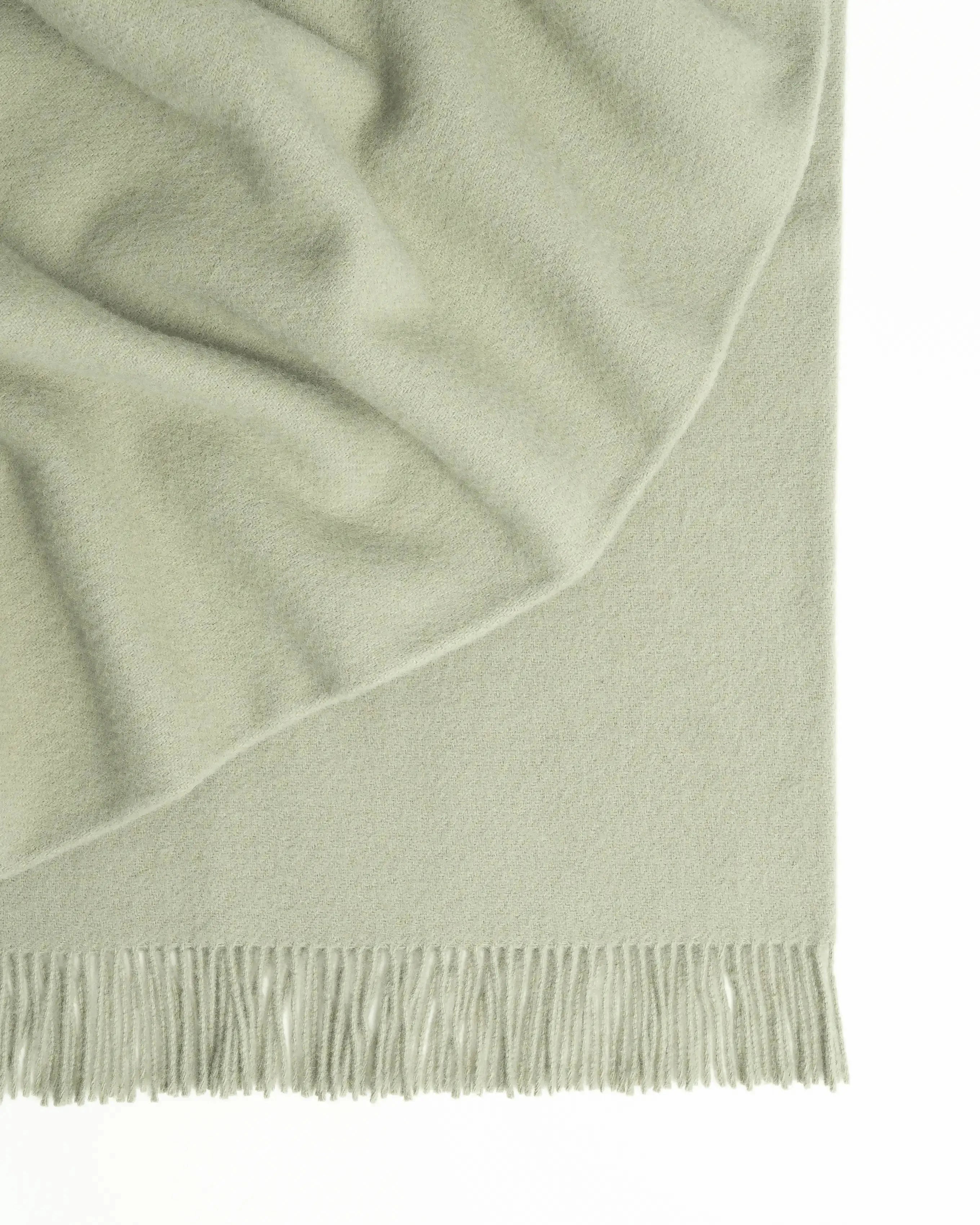 Nevis Throw Thyme - Soft & Cozy Knit Blanket for Living Room, Bedroom & Outdoor Use - Perfect for Couch, Sofa, Bed or Picnic