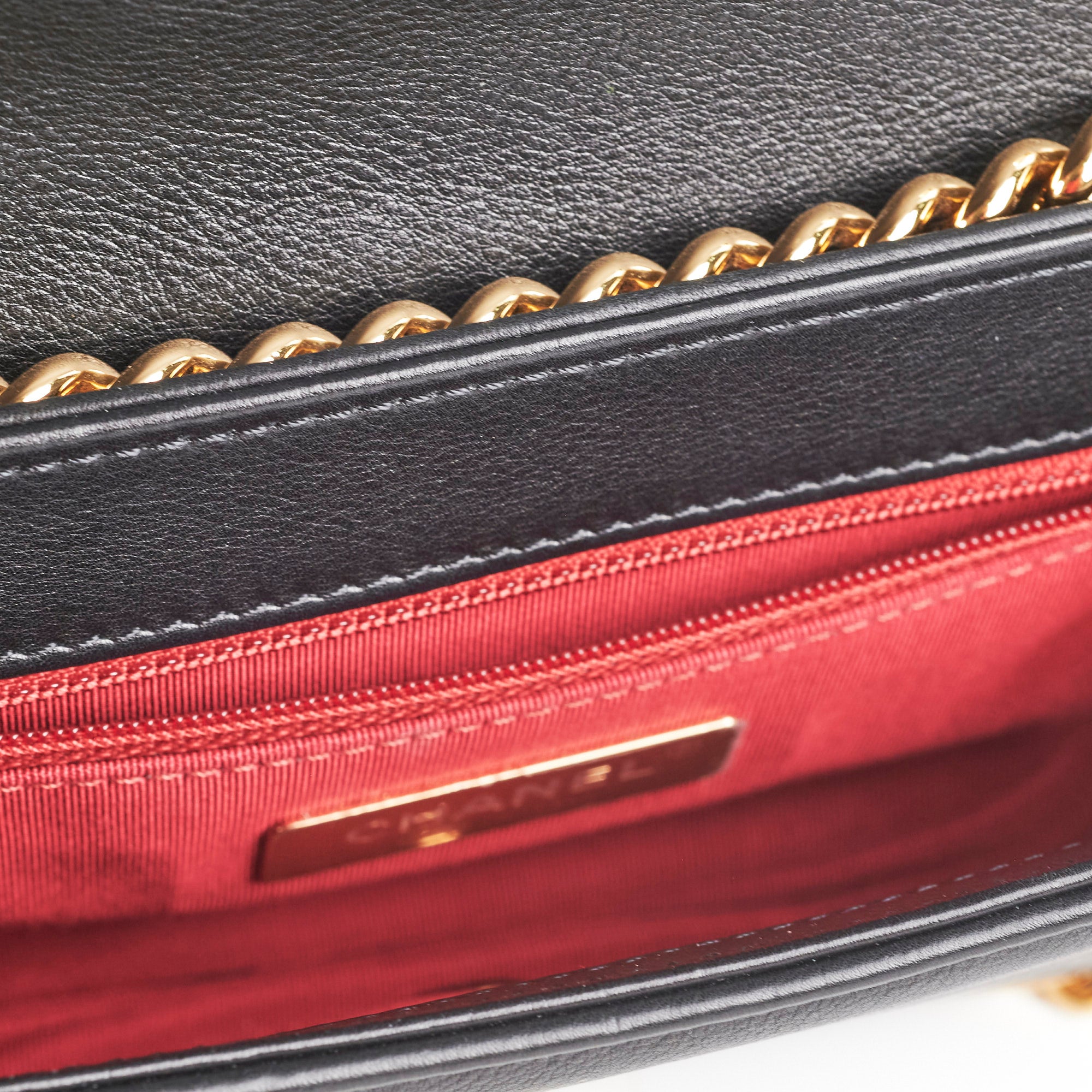 Chanel Classic Flap Bag in Black Calfskin Leather - Luxury Handbag for Women, Perfect for Evening Events & Special Occasions