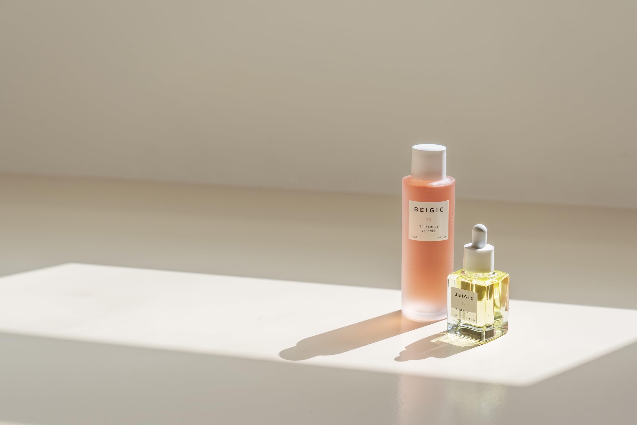 Intensive Treatment Duo - Hydrating Essence 120ml & Brightening Facial Oil 37ml for Glowing Skin | Skincare Set for Dry & Dull Skin
