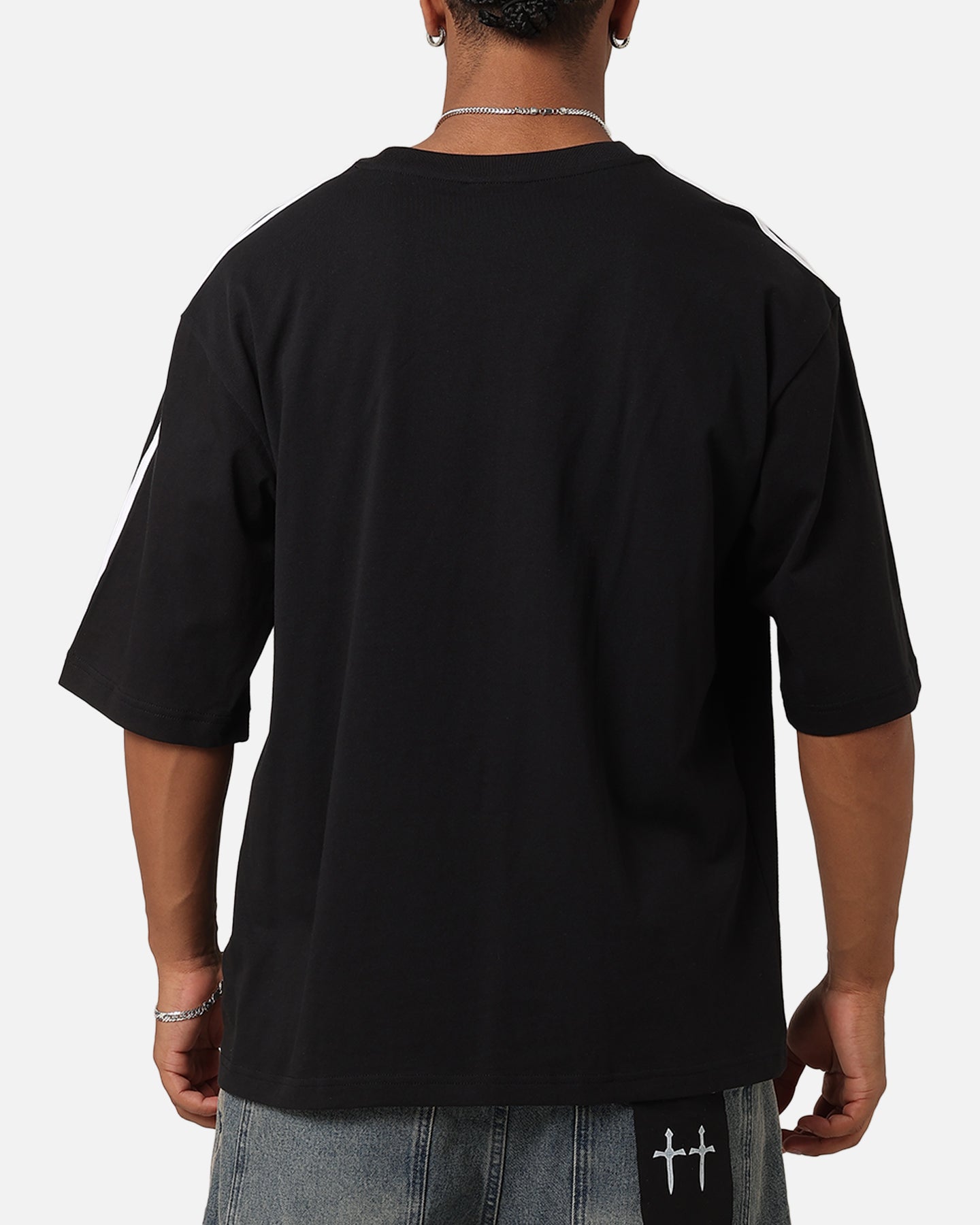 Adidas Oversized T-Shirt for Men - Black Cotton Casual Tee for Streetwear & Everyday Comfort