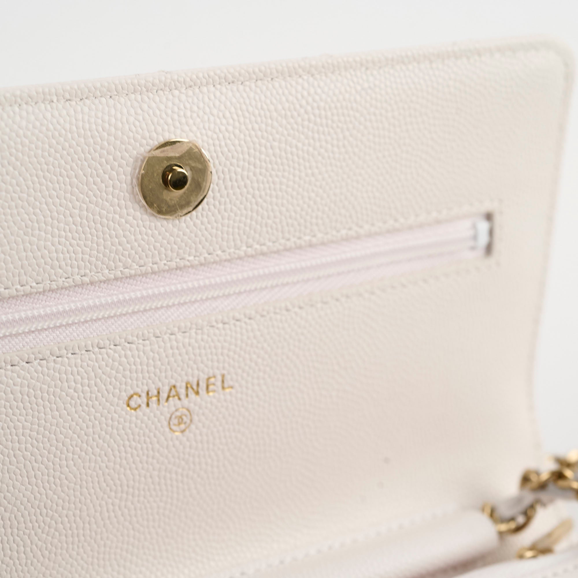 Chanel Caviar Leather Wallet On Chain Crossbody Bag - White with Microchip - Perfect for Evening Events, Parties & Luxury Fashion Accessories