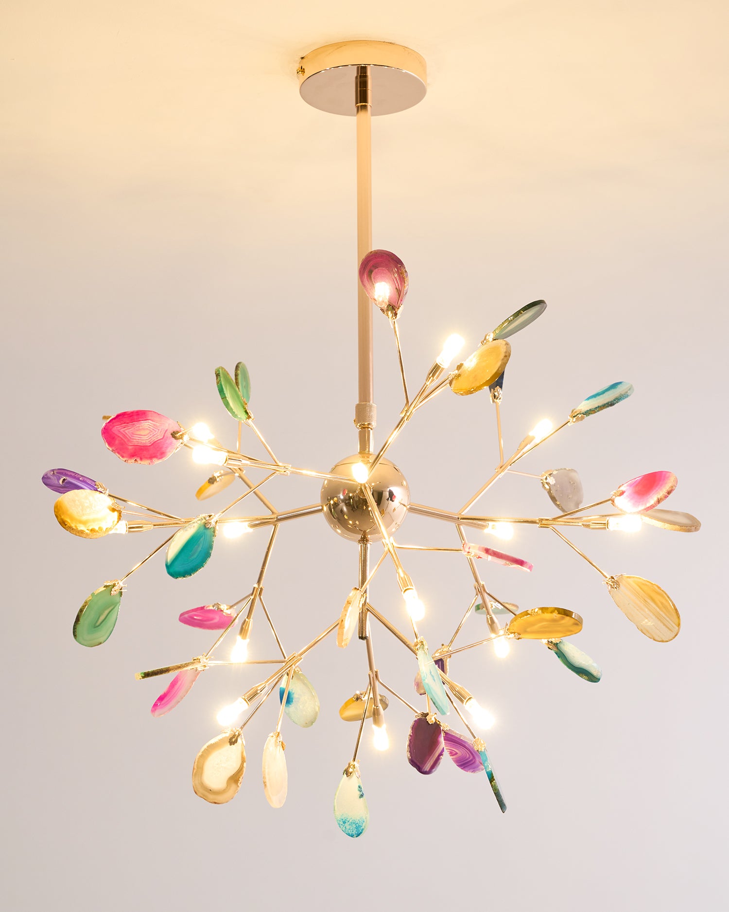 Agate Flake Chandelier - Elegant Natural Stone Crystal Ceiling Light Fixture for Dining Room, Living Room, Bedroom Decor | Modern Luxury Home Lighting