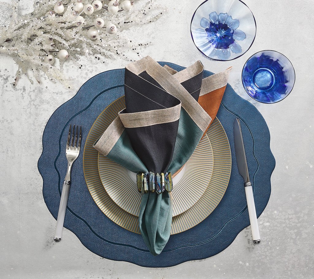 Elegant Radiant Napkin Rings Set of 4 - Premium Tableware for Wedding, Dinner Party & Holiday Decor - Perfect for Fine Dining and Home Entertaining