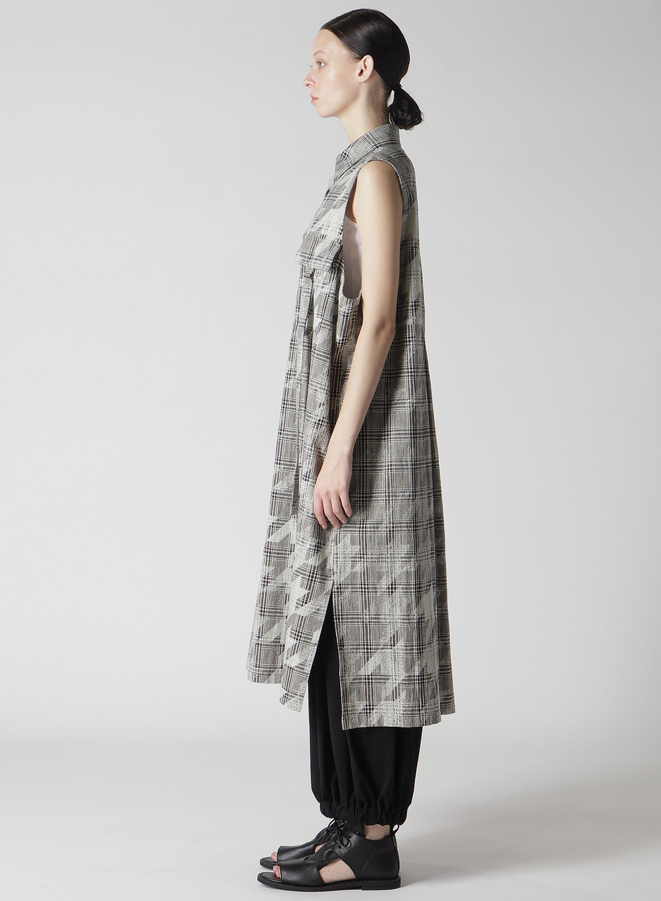 Stylish Cotton Linen Plaid Houndstooth Sleeveless Shirt Dress for Women | Casual Summer Dress for Outings, Beach, and Office Wear
