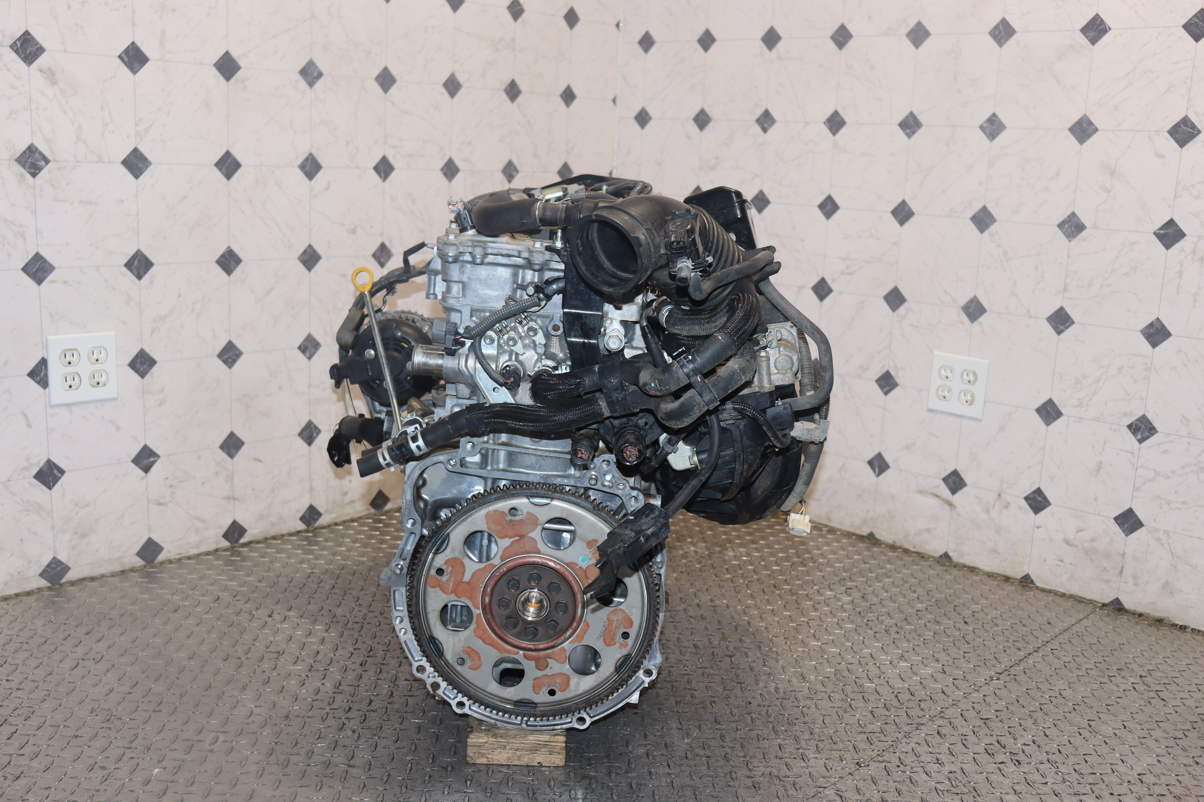 JDM Toyota 2AR-FE 2.5L 4-Cylinder DOHC Engine for 2010-2017 Camry - High Performance Replacement Motor for Daily Driving & Racing Applications