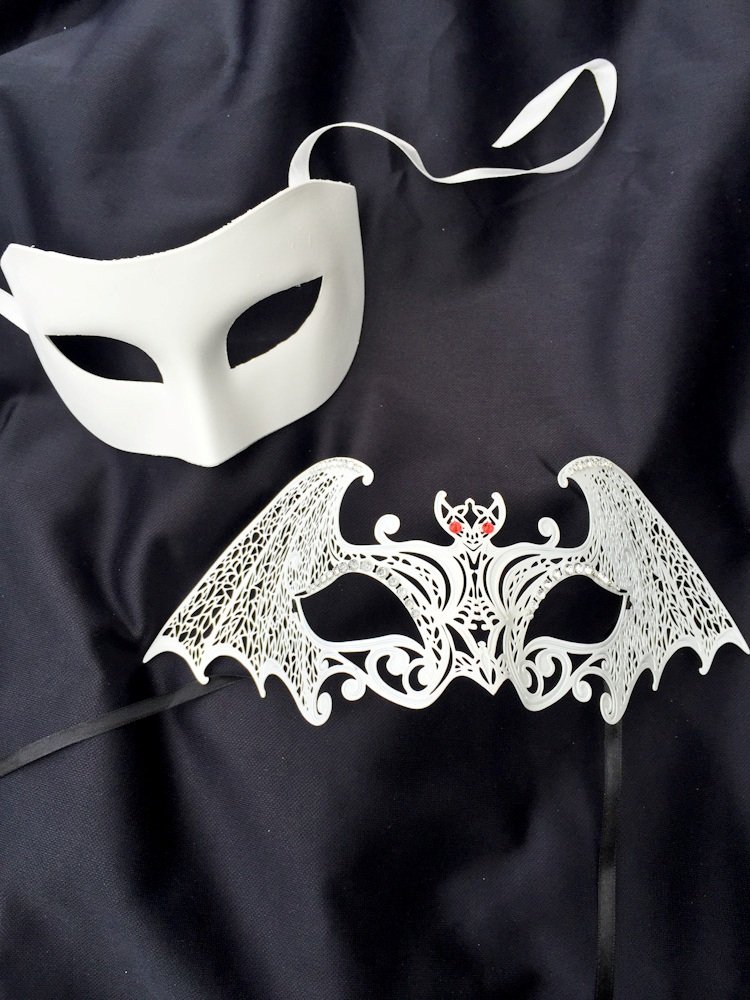 Elegant White Masquerade Mask Set for Couples - Venetian Ball Mask for Prom, Party & Costume Events - Perfect for Valentine's Day, Halloween & Mardi Gras Celebrations