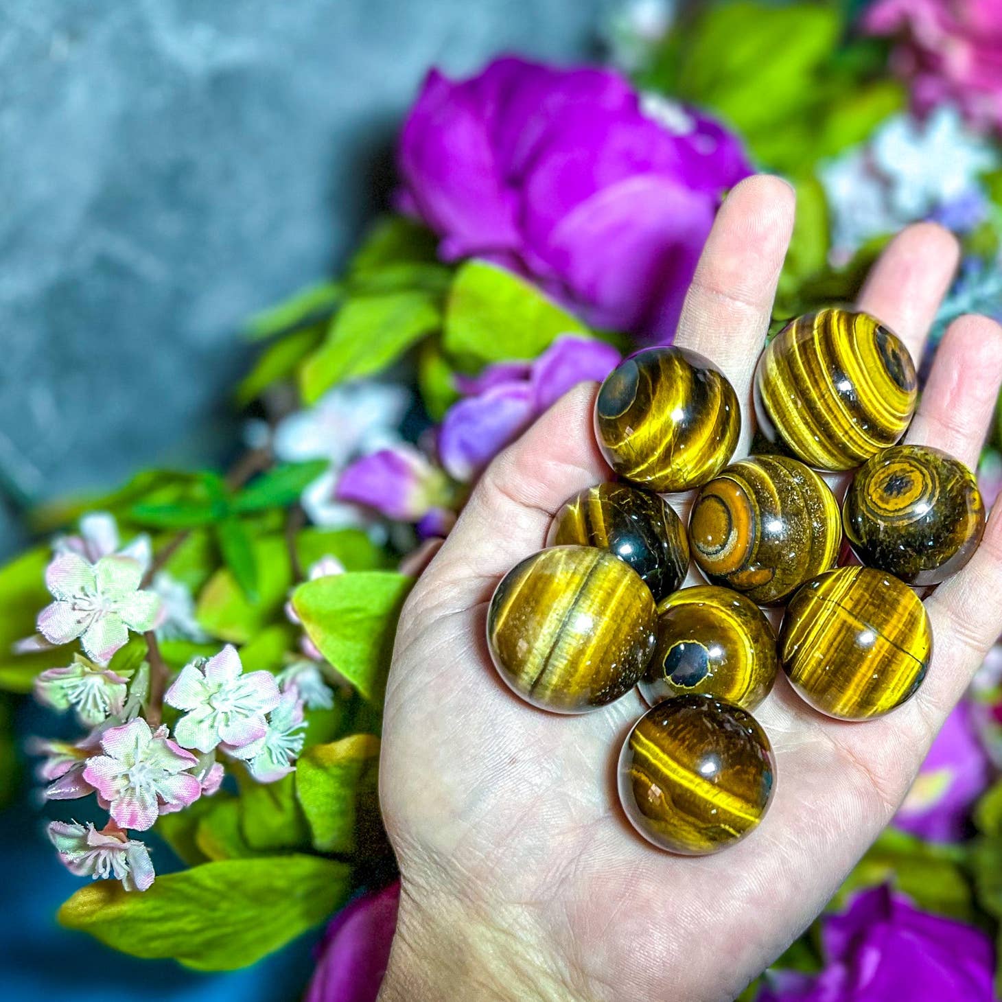 Premium Gold Tiger's Eye Crystal Spheres - Natural Healing Stones for Meditation, Yoga & Home Decor - 60mm Polished Gemstone Balls for Energy Balancing & Spiritual Gifts