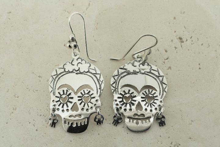 Day of the Dead Earrings for Women - Frida Kahlo Inspired Mexican Sugar Skull Dangle Earrings - Perfect for Halloween, Dia de los Muertos Celebrations and Latin Cultural Events