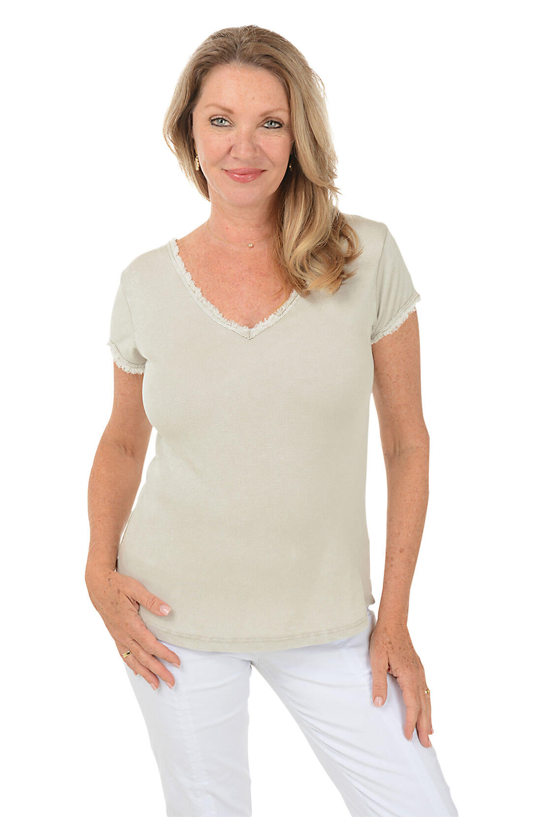Distressed Frayed Edge Cotton T-Shirt for Women - Soft Vintage Style Tee for Casual Outfits & Streetwear Fashion