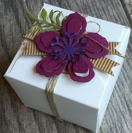 Hawaii Beauty Box - Premium Skincare & Makeup Gift Set for Women | Perfect Birthday, Anniversary & Holiday Present | Spa & Self-Care Essentials