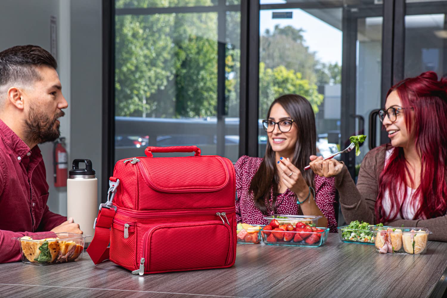PICNIC TIME NCAA Nebraska Cornhuskers Pranzo Insulated Lunch Box with Picnic Set - Reusable Lunch Cooler Bag for Work, School & Outdoor Activities