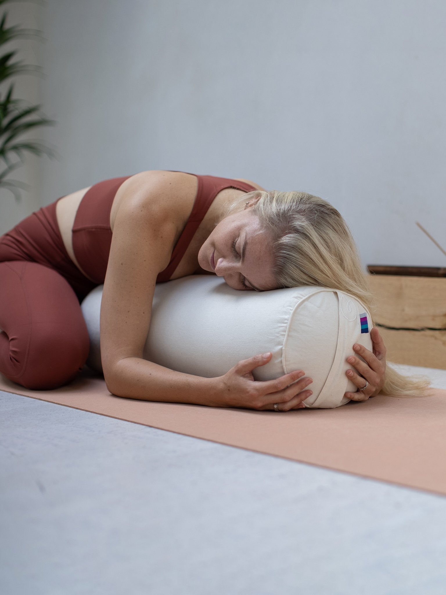 Organic Cotton Chambray Buckwheat Yoga Bolster Pillow - Support for Yoga, Meditation & Home Relaxation - Perfect for Yin Yoga, Prenatal Yoga & Stress Relief