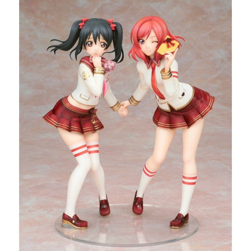 1/7 Scale Anime Figure - Love Live! Nico Yazawa & Maki Nishikino Valentine Ver. Statue - Collectible School Idol Festival Character Model - Perfect for Display, Anime Collections & Valentine's Day Gifts