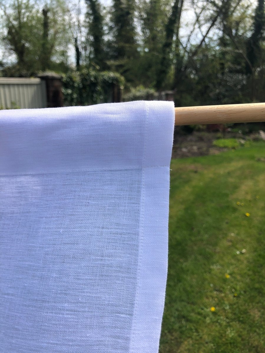 Elegant White Linen Ruffle Laundry Curtain - Breathable Window Treatment for Bathroom, Kitchen & Laundry Room - Soft Textured Home Decor with Romantic Ruffled Design