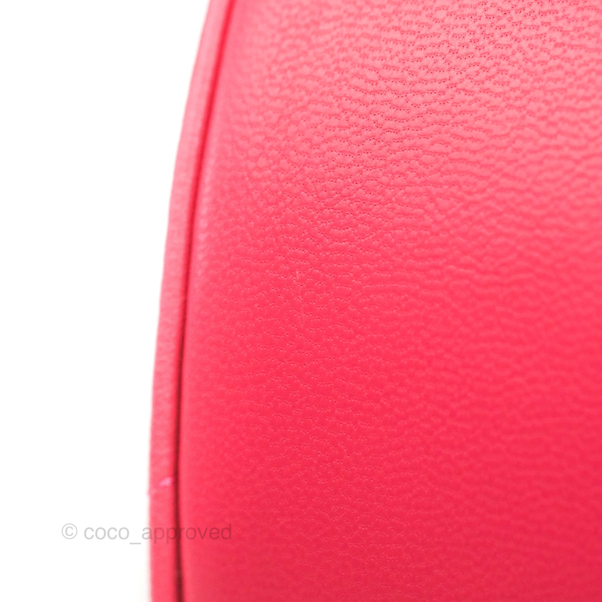 Chanel 19 Round Clutch With Chain - Dark Pink Mixed Hardware Crossbody Bag for Women | Luxury Designer Handbag for Evening Parties, Date Night & Special Occasions