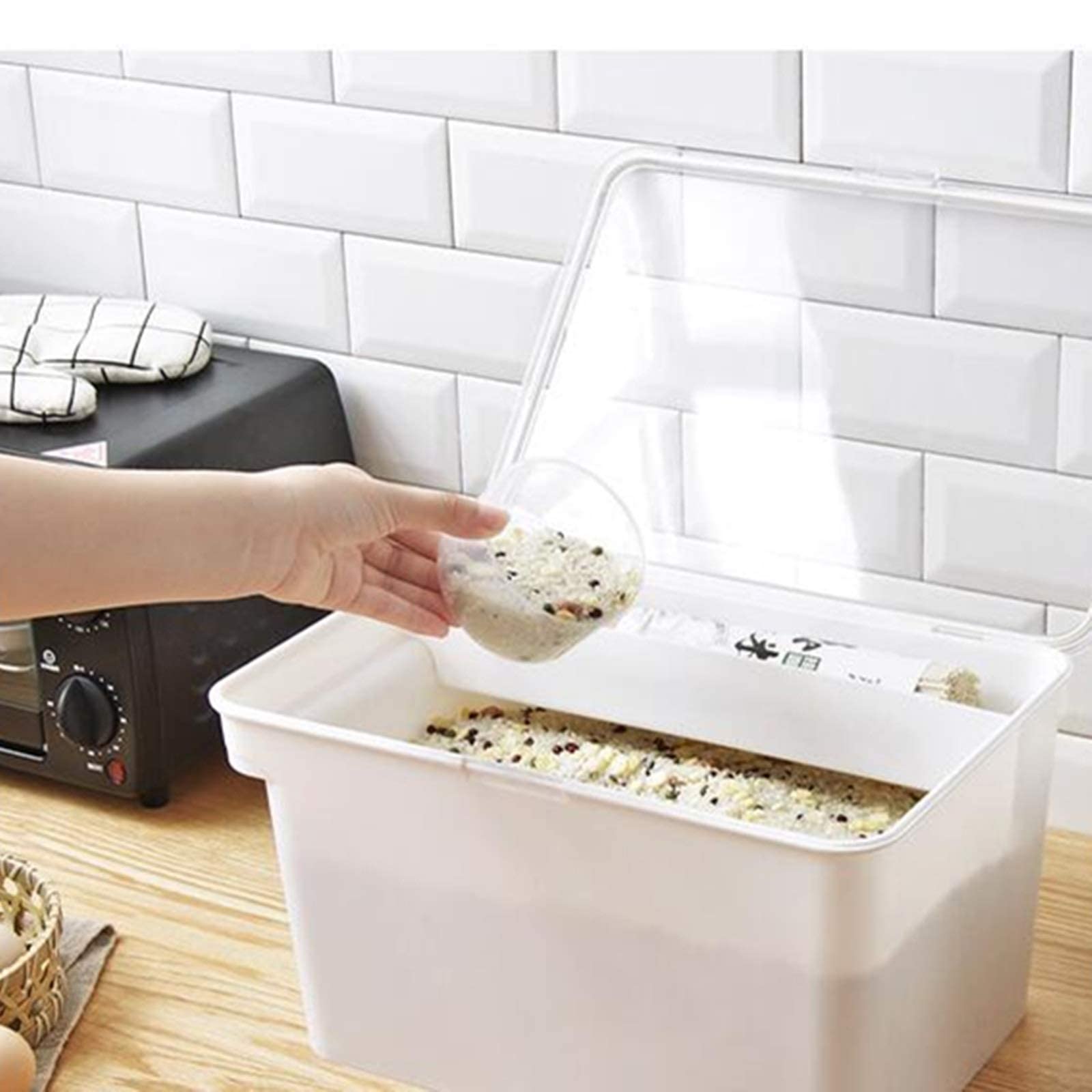 Airtight Rice Storage Container 35L - Plastic Grain Storage Bin with Locking Lid for Kitchen, Pantry - Moisture Proof Food Storage for Rice, Flour, Cereal - Perfect for Meal Prep & Bulk Food Organization (White, 35.2x24.5x19.2cm)