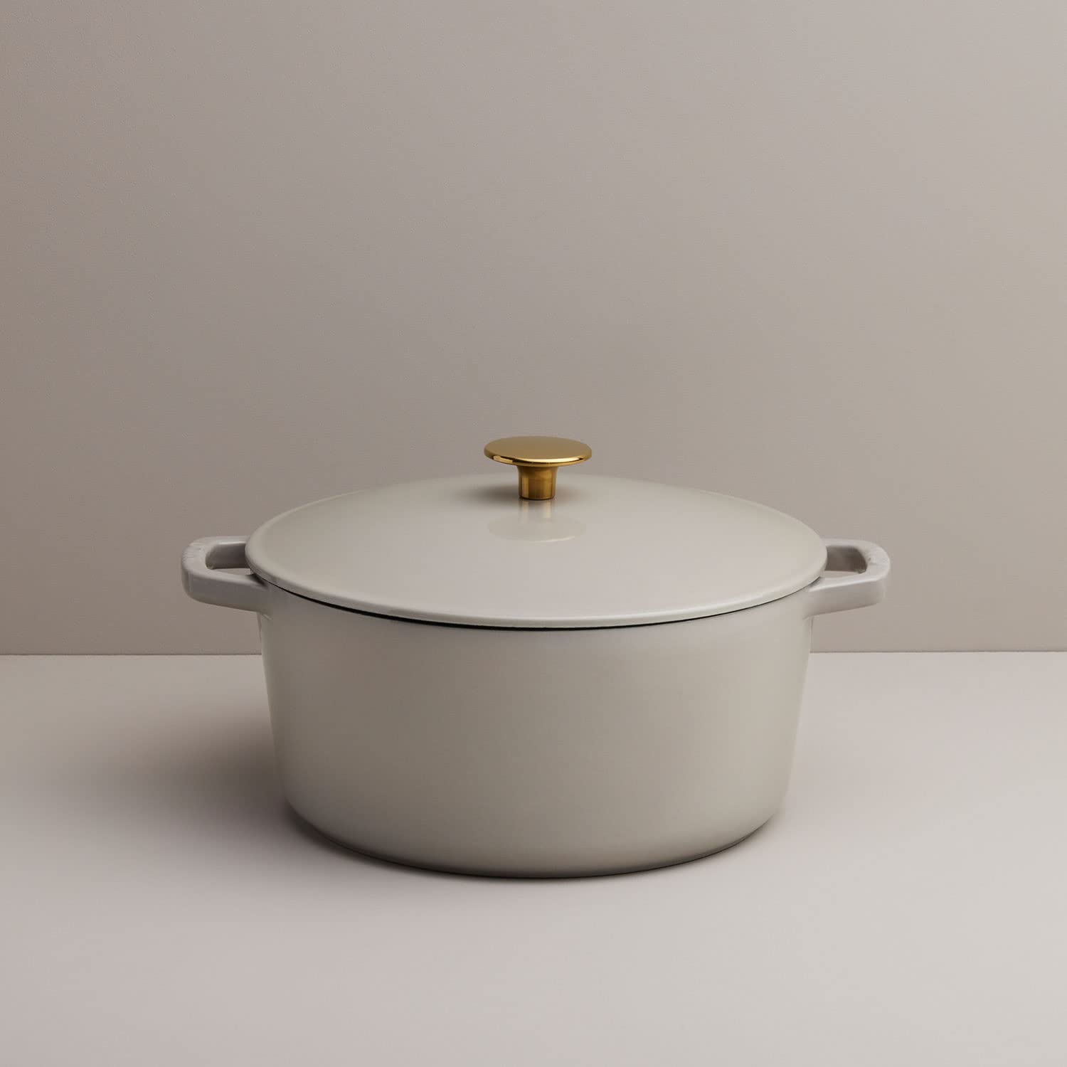 Milo by Kana 5.5-Quart Enameled Cast Iron Dutch Oven with Lid - Premium Casserole Pot for Baking, Roasting & Slow Cooking | Oven & Dishwasher Safe Enamel Coating (Pebble with Gold Knob) | Perfect for Soups, Stews & Family Dinners