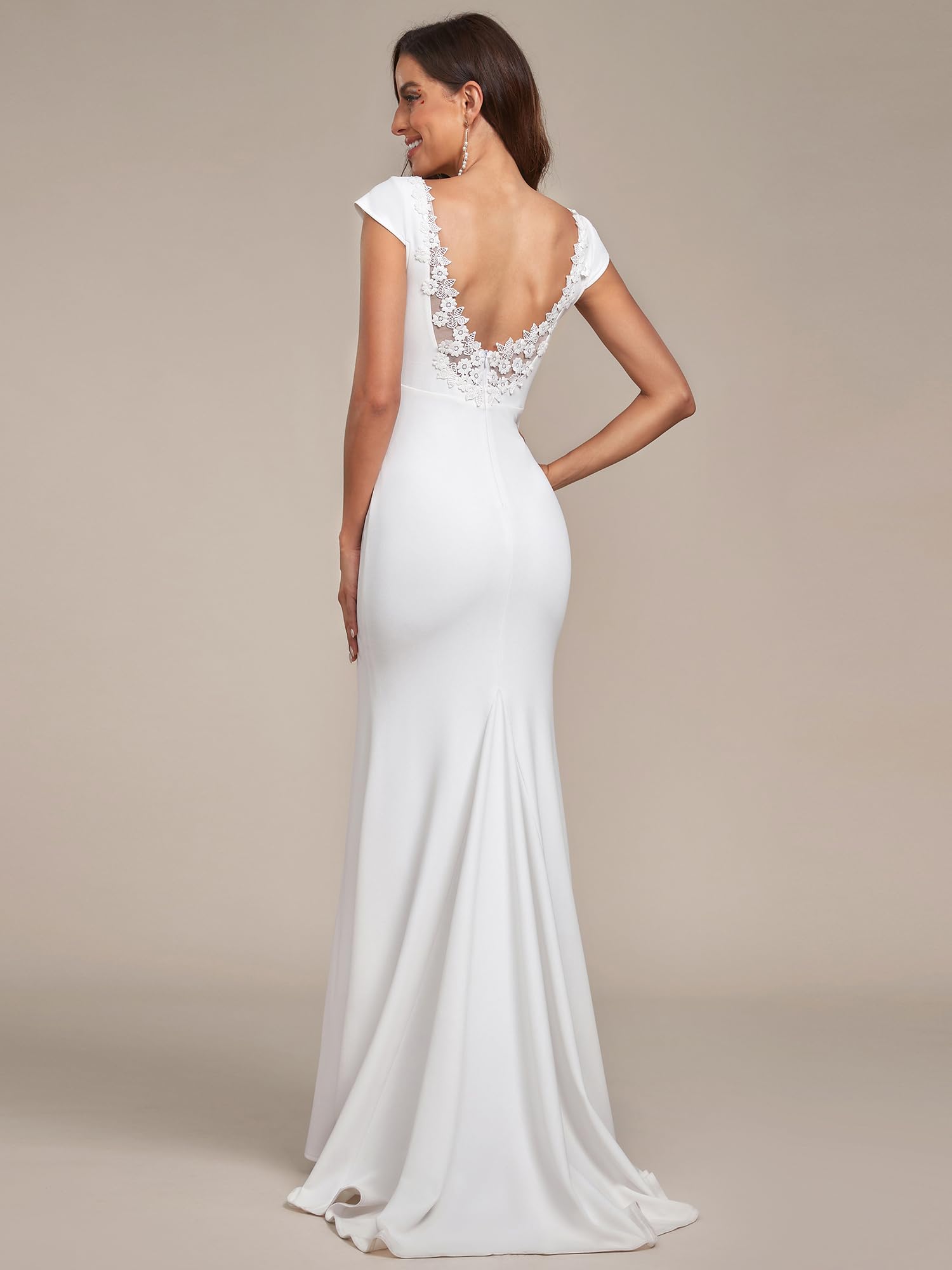 Ever-Pretty Women's Sleeveless V-Neck Lace Mermaid Wedding Dress with Open Back & Sweep Train - Elegant Bridal Gown for Beach, Church or Outdoor Ceremonies