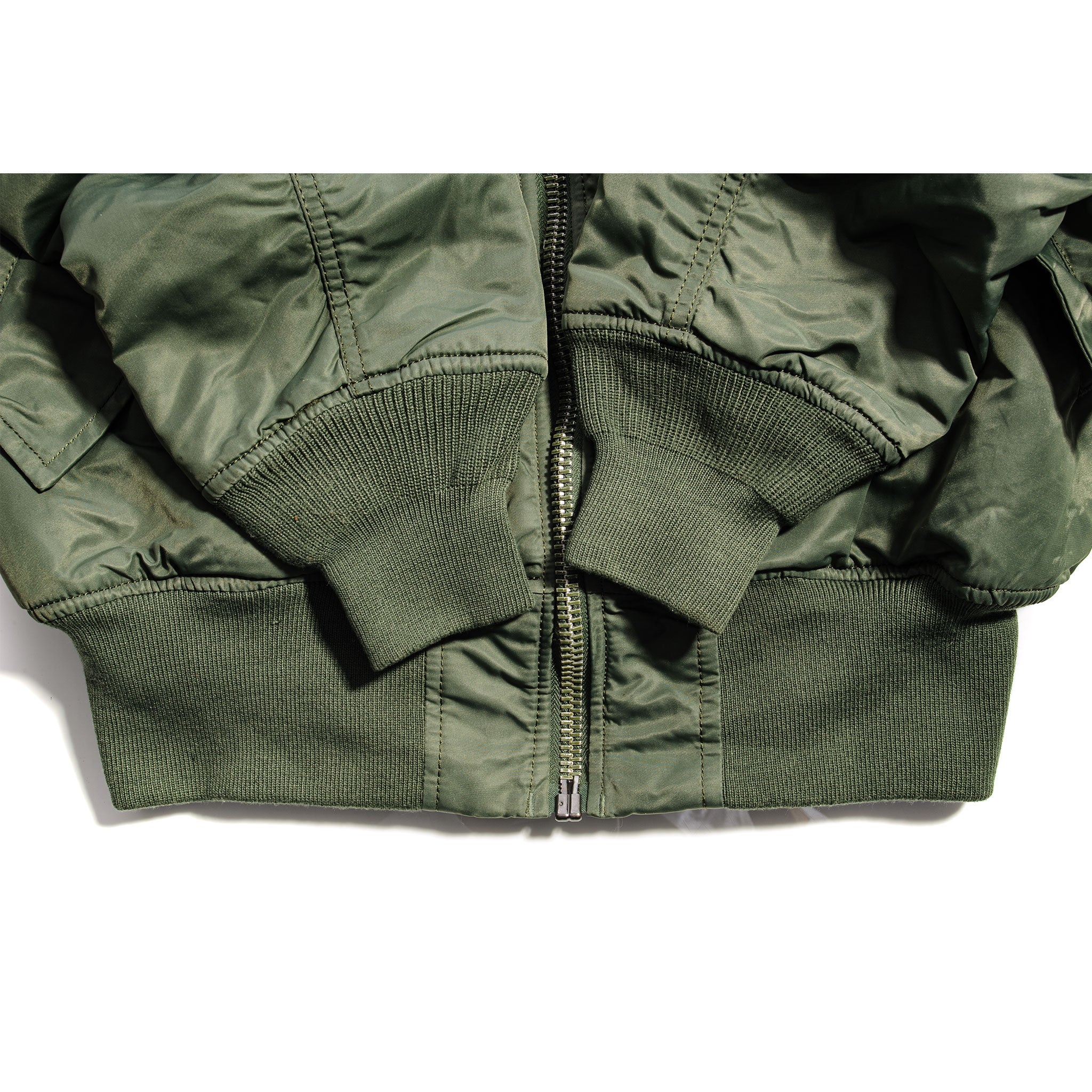 USAF MA-1 Flight Jacket by Alpha Industries - Medium Size Limited Edition Bomber Jacket for Men | Perfect for Aviation Enthusiasts, Military Style Fashion & Outdoor Adventures