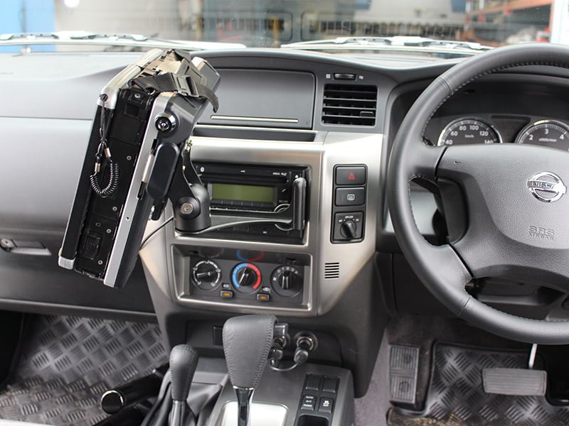Industrial Evolution InDash Mount for Nissan Patrol ST (2012-2016) - Universal Car Phone Holder for GPS & Smartphones - Perfect for Road Trips & Daily Commutes