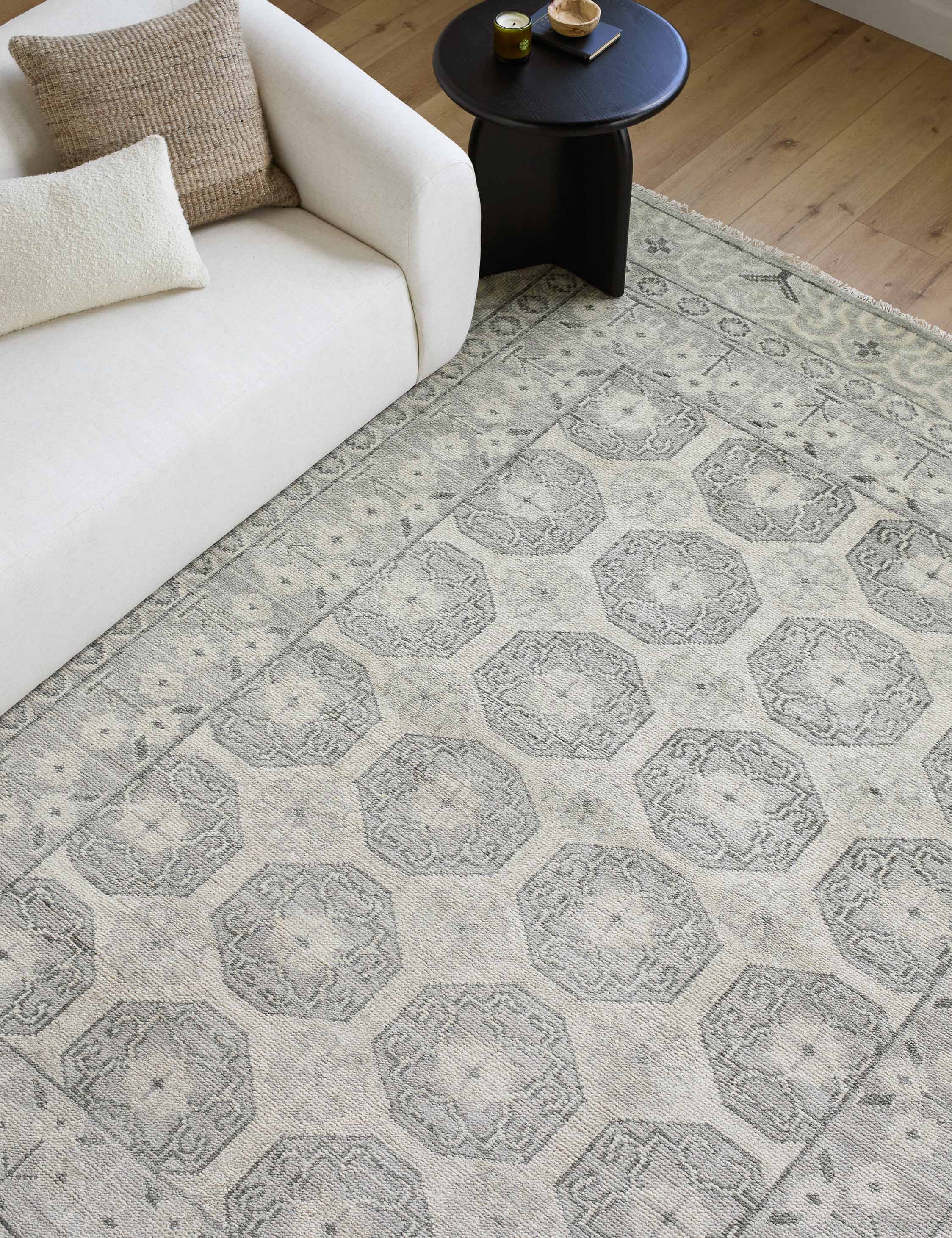 Chantara Hand Knotted Wool Rug - Premium Handmade Area Rug for Living Room, Bedroom & Office - Soft & Durable Home Decor