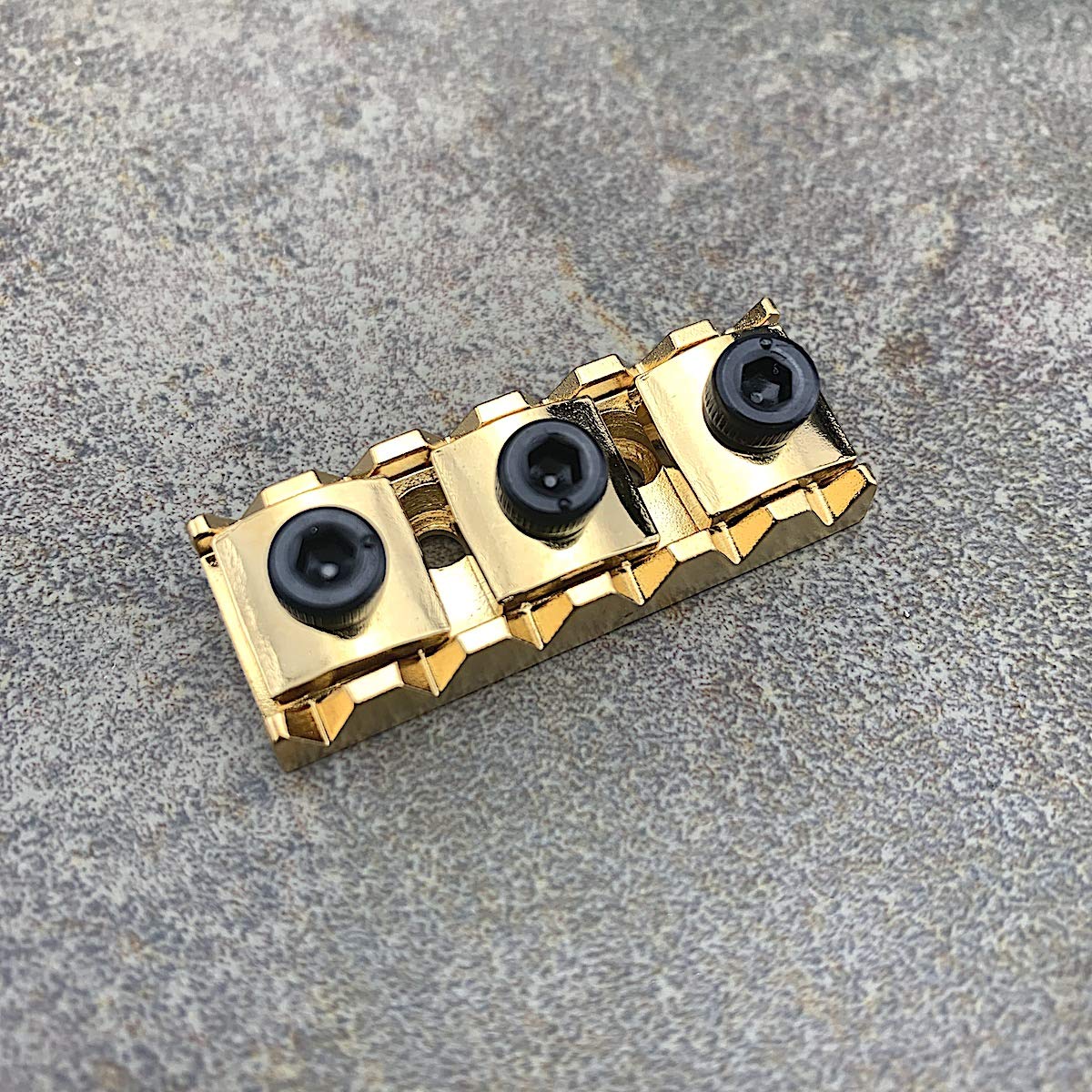 Gotoh Floyd Rose Locking Nut Gold - Top Mount Guitar Bridge Replacement Part for Electric Guitar - Perfect for Metal, Rock & Shredding Performances