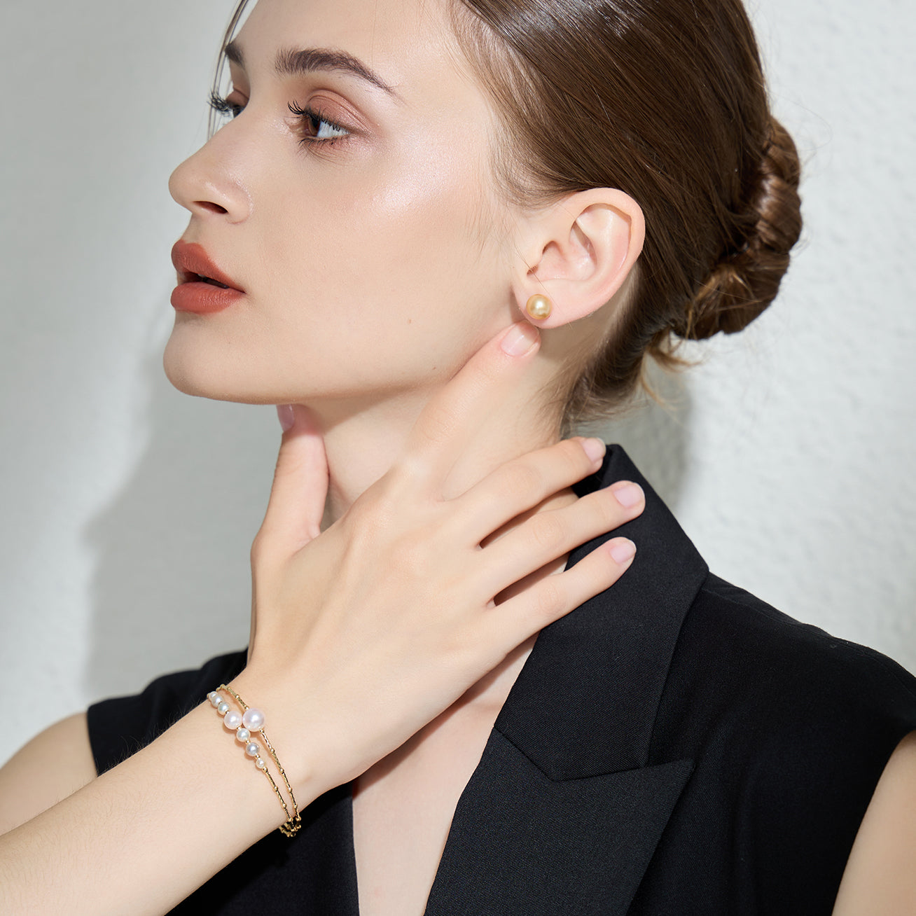 18K Solid Gold Akoya Pearl Bracelet for Women - Elegant Pearl Jewelry Gift for Anniversary, Birthday & Special Occasions | KB00018