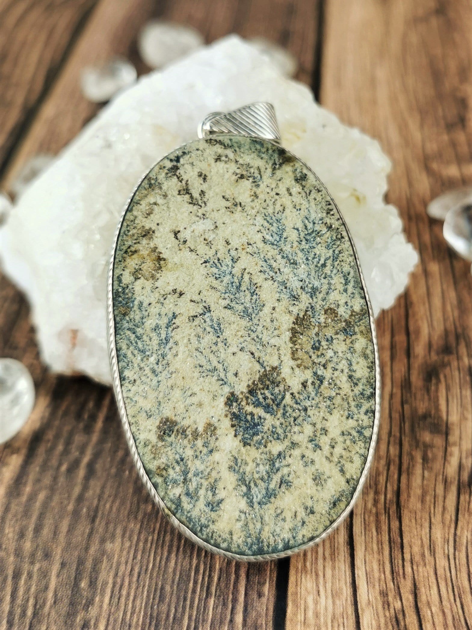 Matrix Dendrite Pendant Necklace - Unique Sci-Fi Inspired Jewelry for Gifts & Cosplay