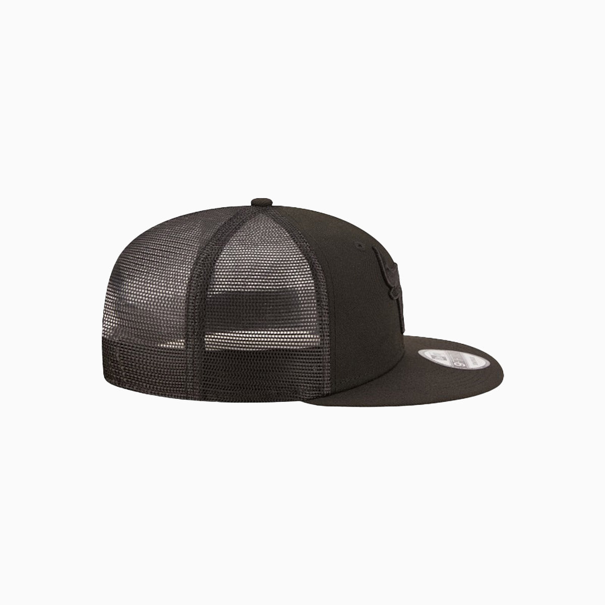 Chicago Bulls NBA 9Fifty Snapback Trucker Hat - Adjustable Baseball Cap for Men & Women - Perfect for Basketball Games, Streetwear Fashion & Sports Fans